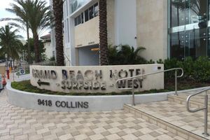 Alojamiento - Grand Beach Hotel Surfside West