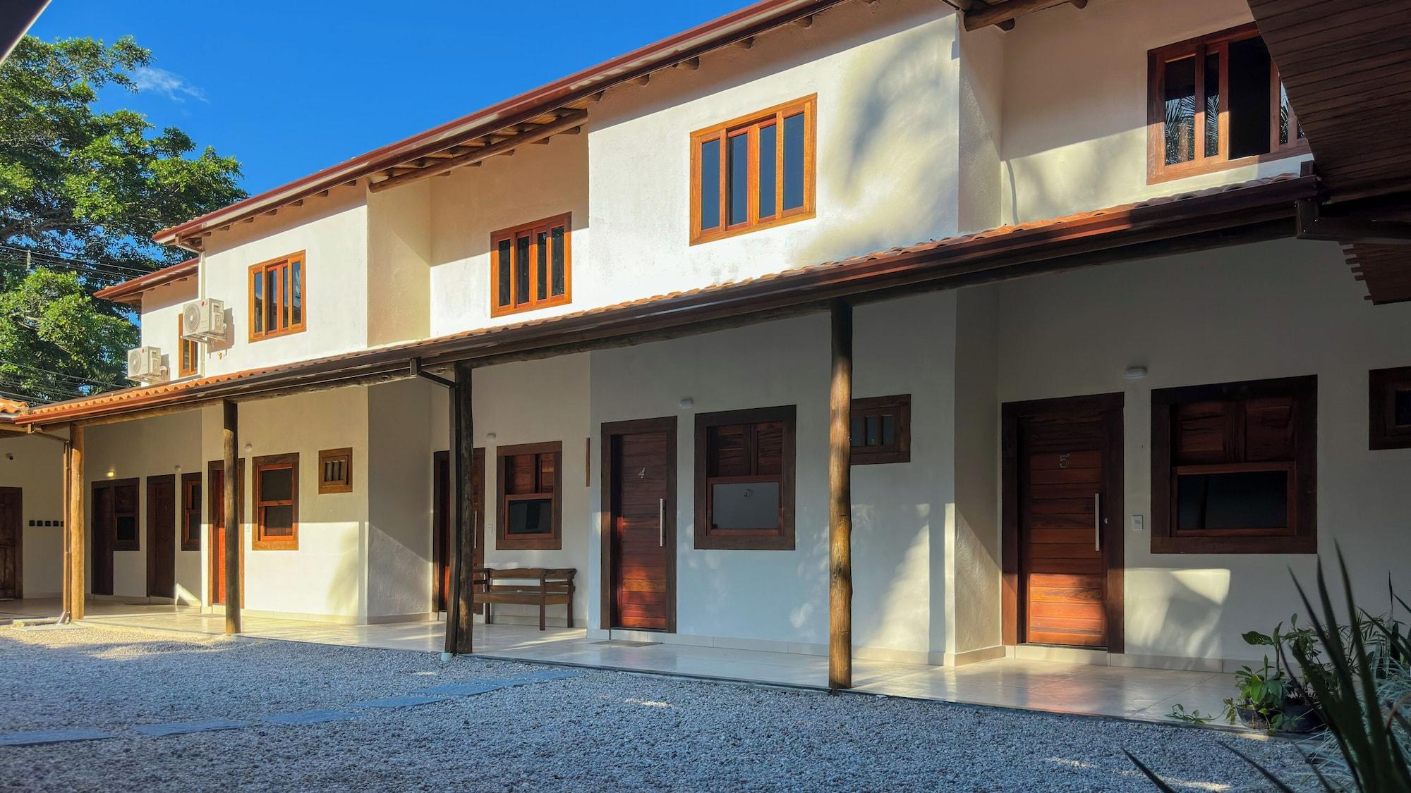 Vista Exterior Villa Sete Quedas