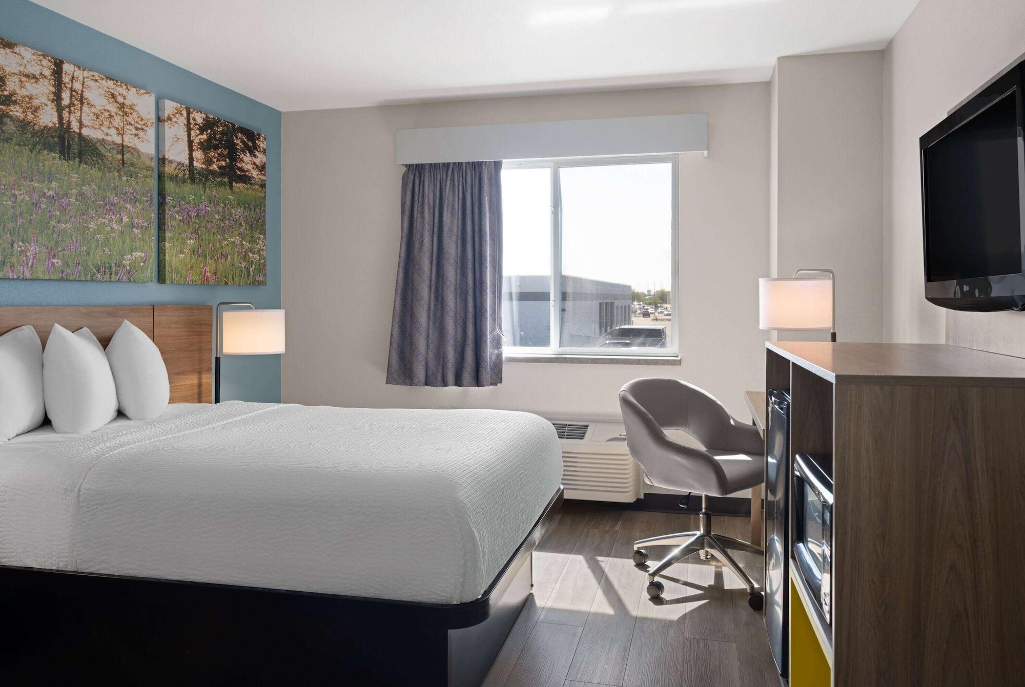 Varios Days Inn by Wyndham Neenah