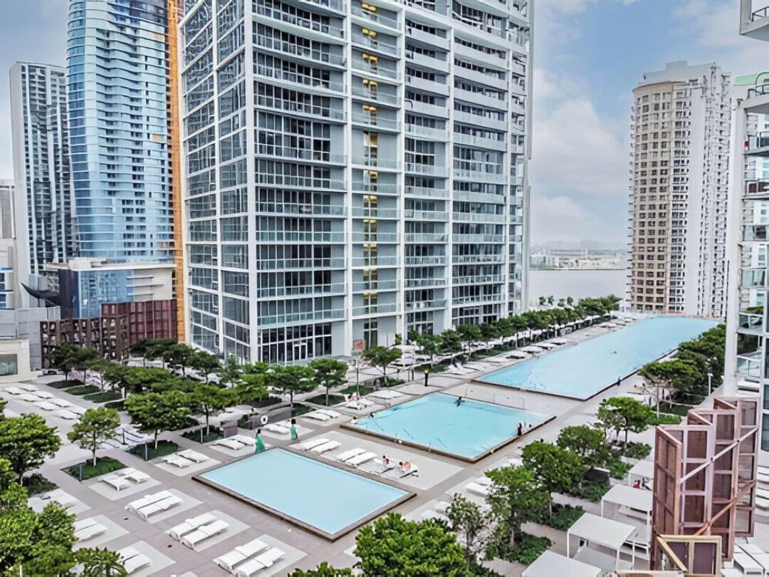 Vista Piscina The Brickell Suites - W Miami