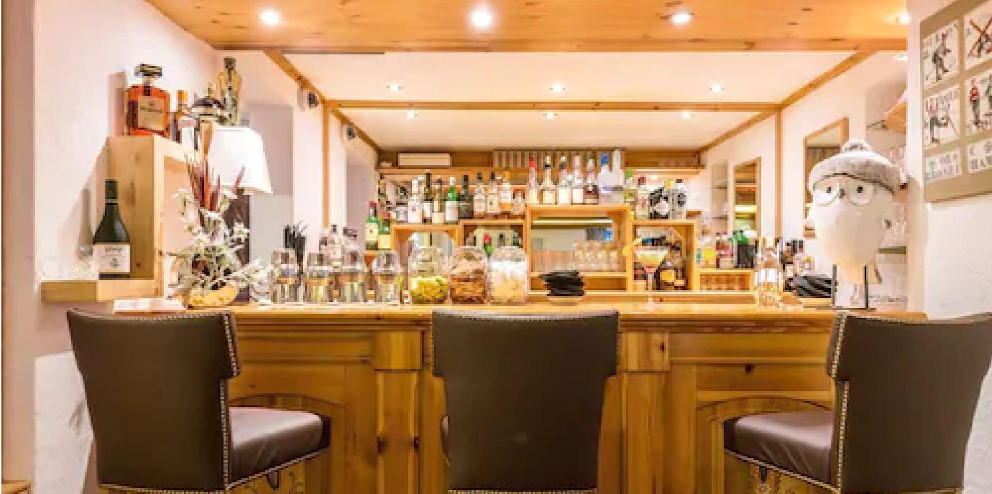 Bar/Salón Hôtel Les Sherpas