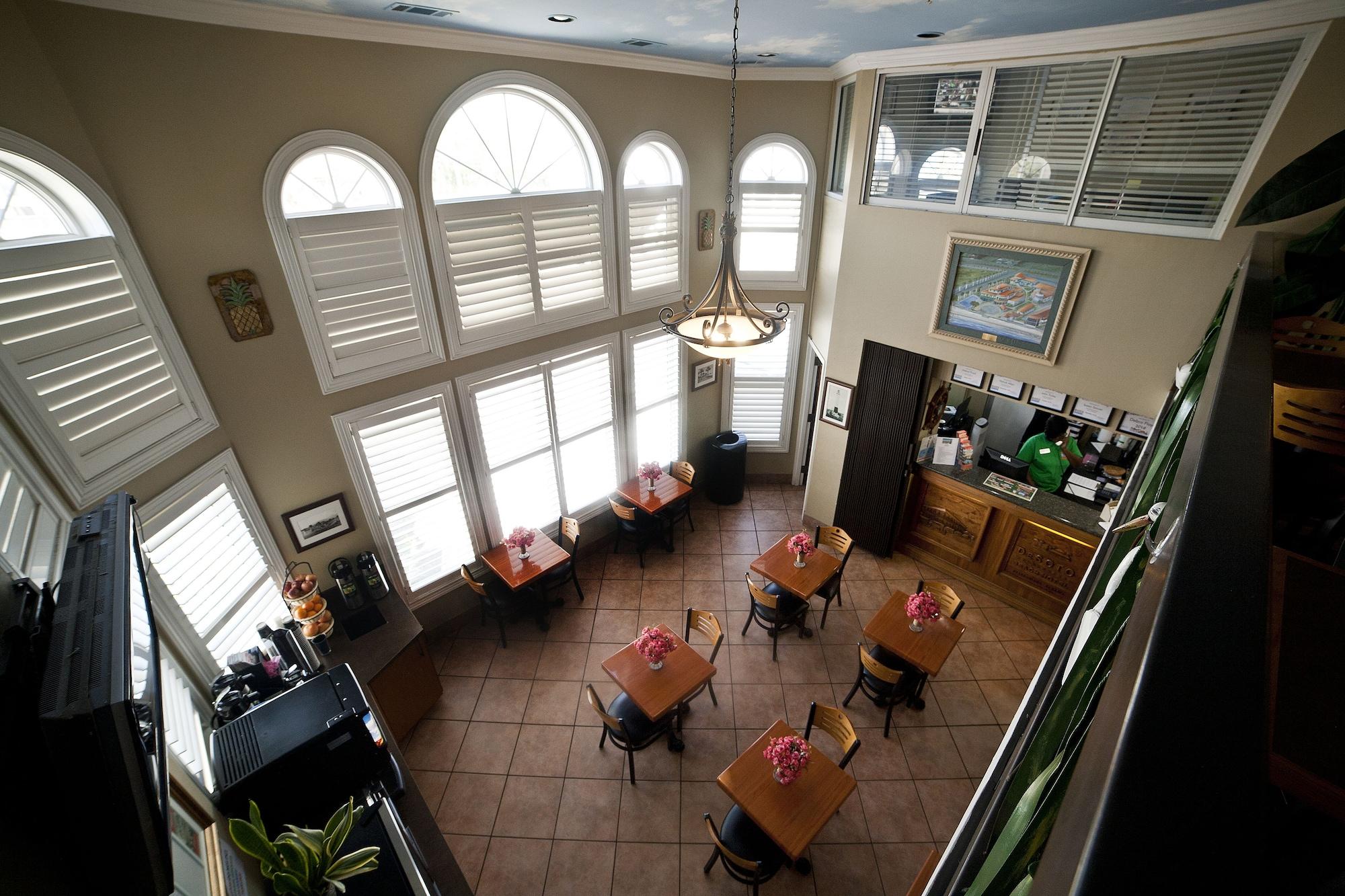 Sala de Reuniones DeSoto Beach Gardens