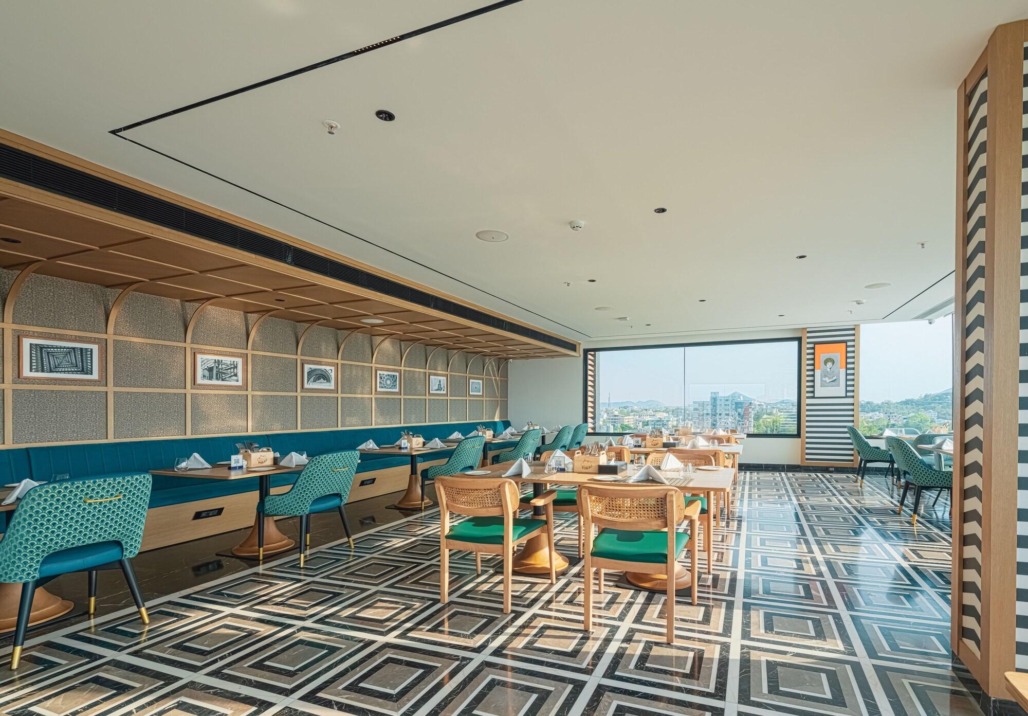 Restaurant Parallel Hotel Udaipur, a member of Radisson Individuals