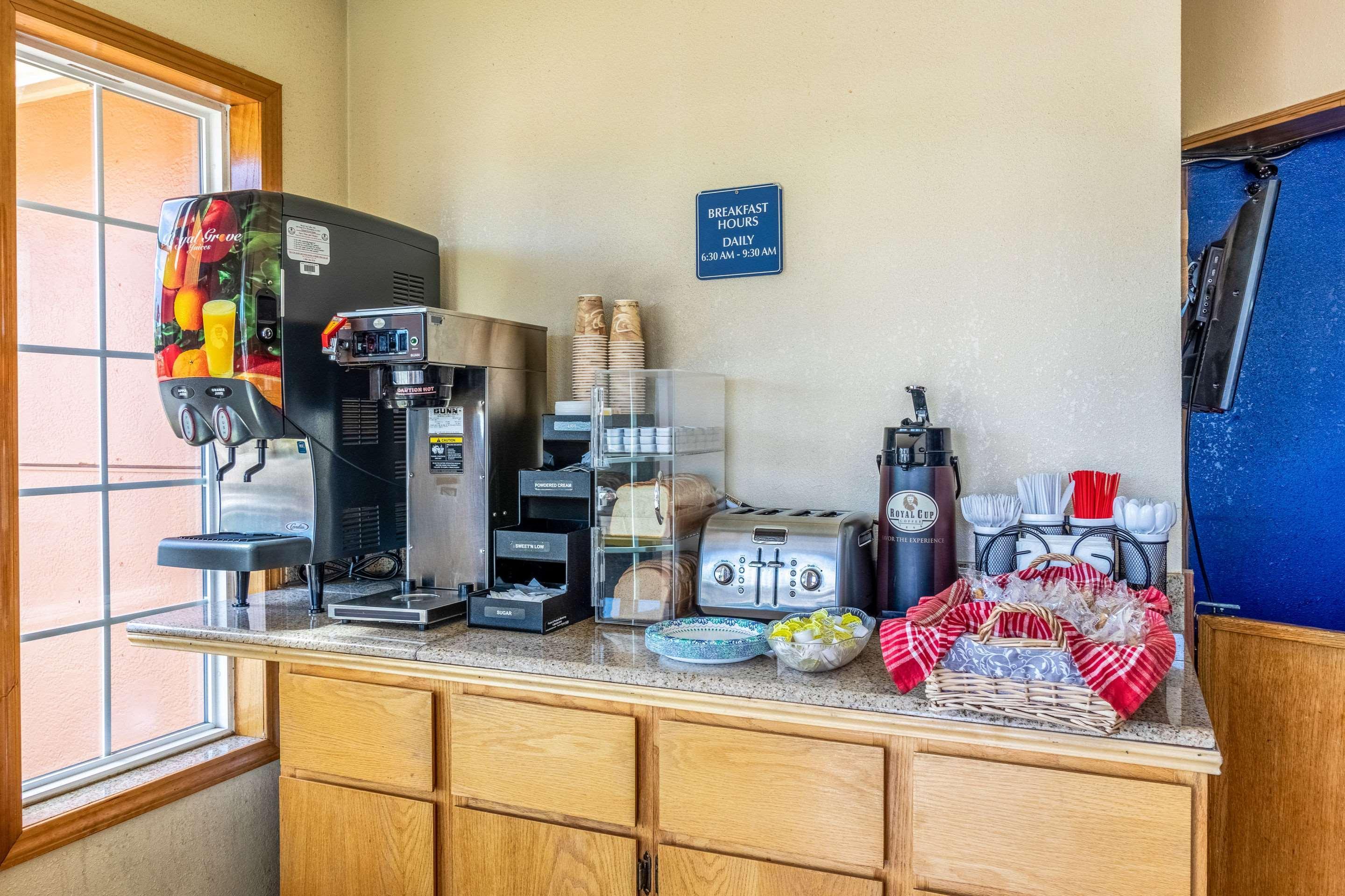 Restaurant Rodeway Inn & Suites Hwy 217 & 26 W