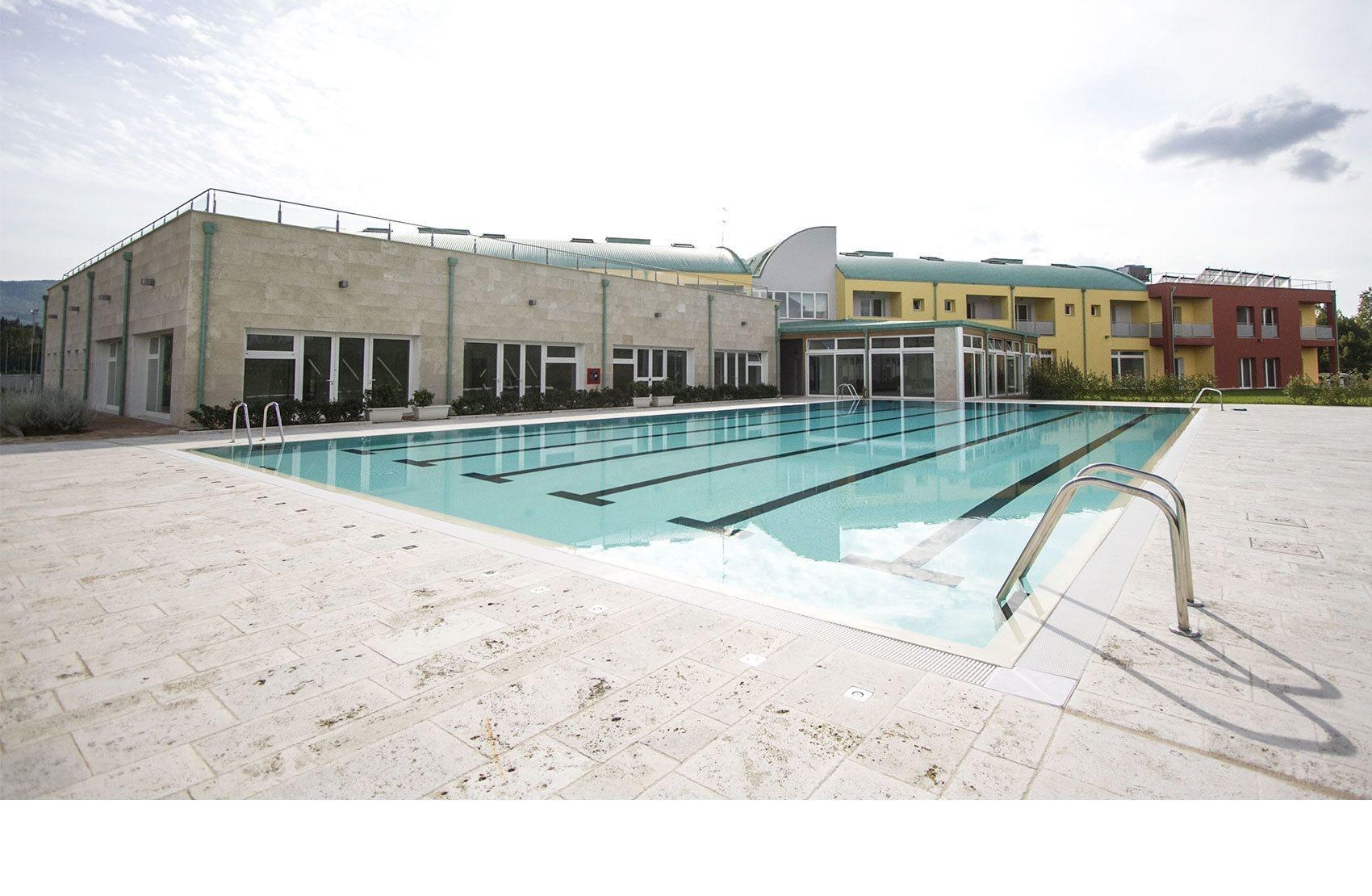 Vista Piscina Hotel Arezzo ASC