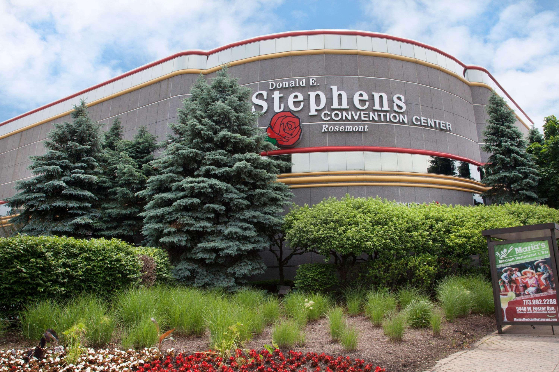 Vista Exterior Super 8 by Wyndham Chicago/Rosemont/O'Hare/SE