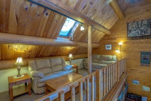 Alquiler Vacacional - Luxury Log Home, Near Story Land, Super Clean, Views, Pool In/Out & Fitness.