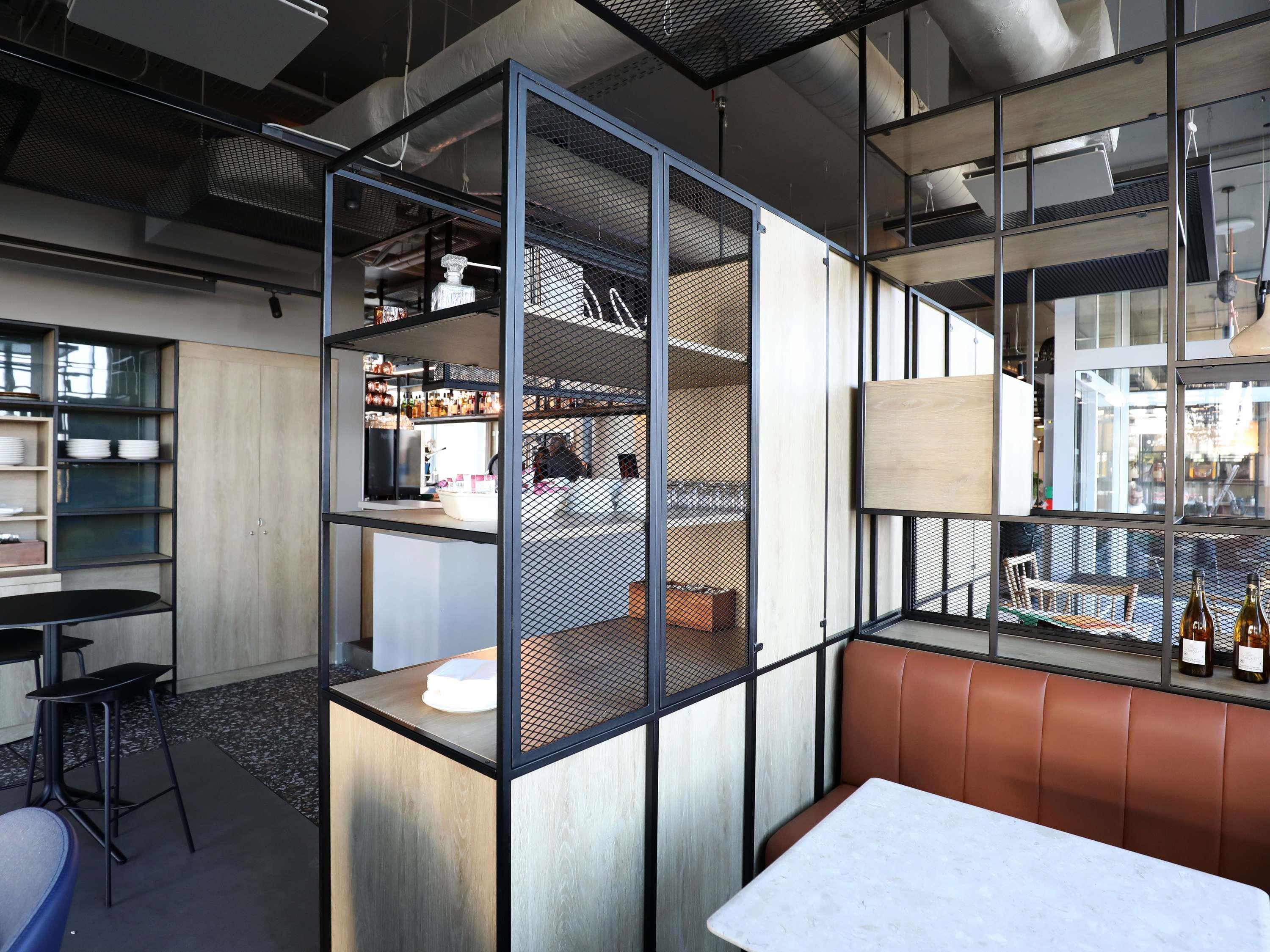 Vista Exterior Ibis Bourgoin Jallieu Medipole