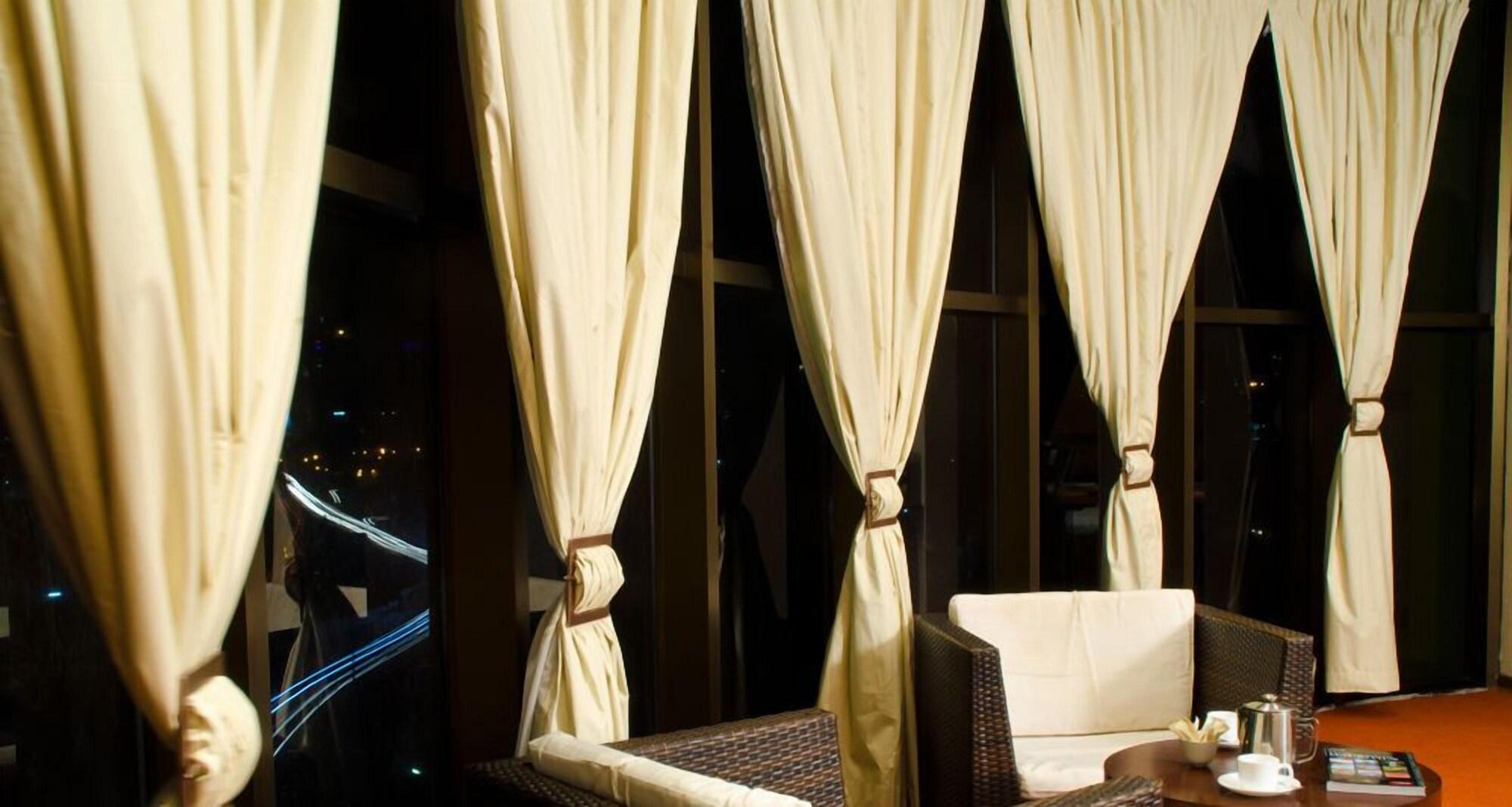 Equipamiento de Habitación Gold Leaf Hotel