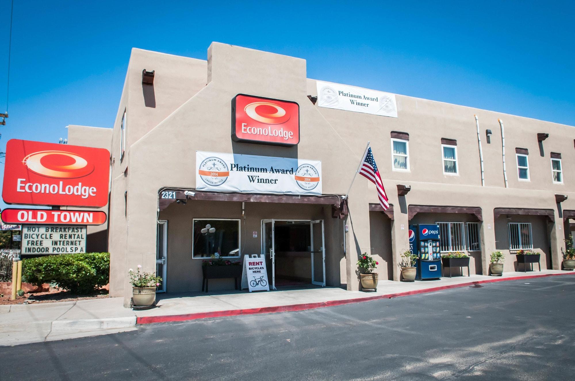 Vista Exterior Econo Lodge Albuquerque Old Town