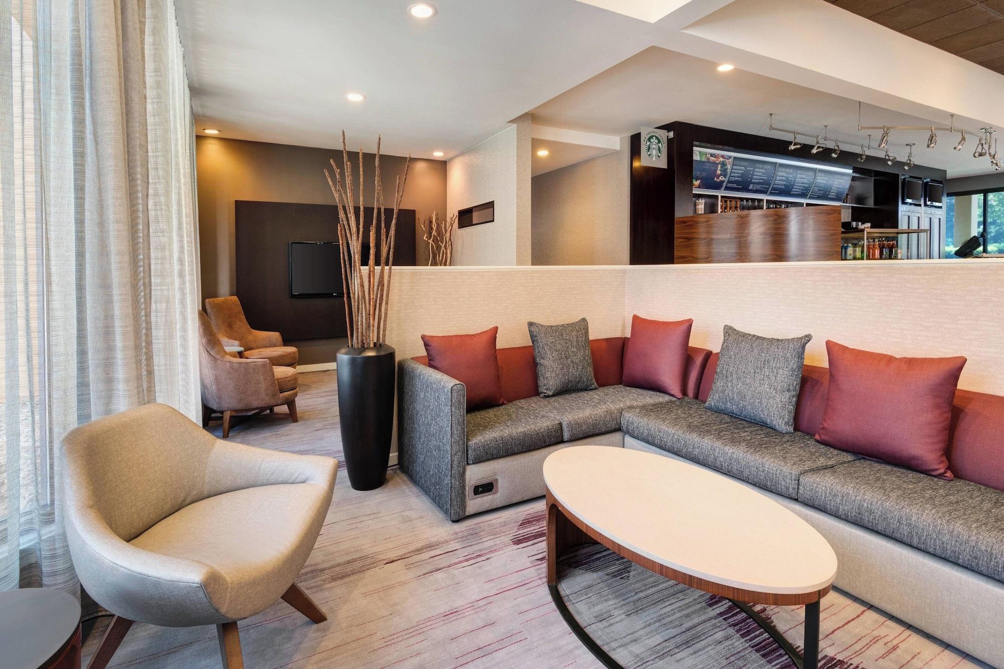 Vista Lobby Courtyard by Marriott - Atlanta Executive Park/Emory