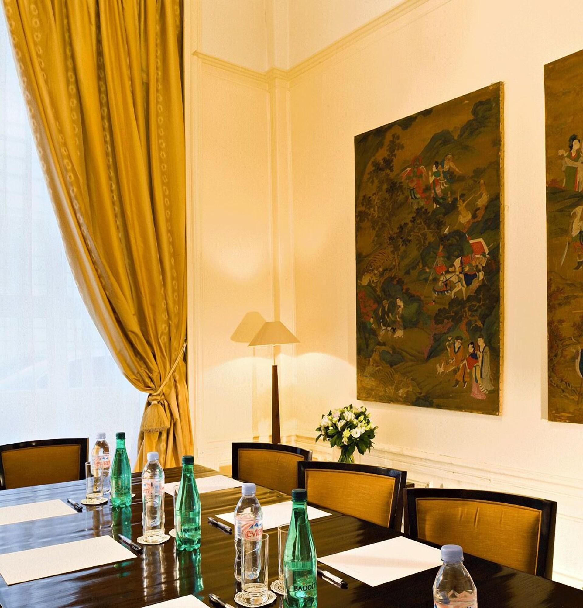 Centro de Negocios Hotel Dorsay