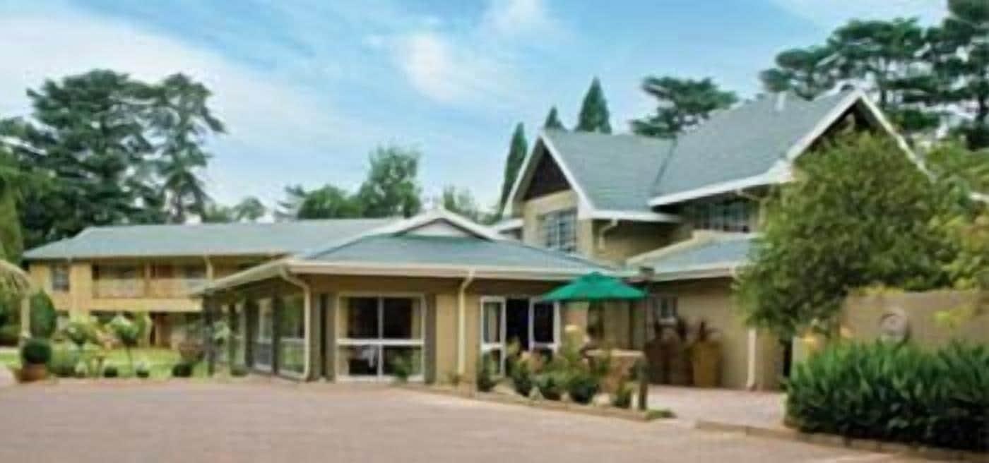 Varios Three Rivers Lodge