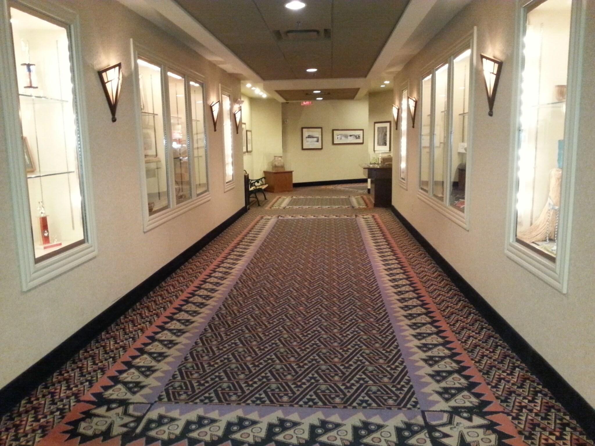 Vista Lobby Avi Resort & Casino