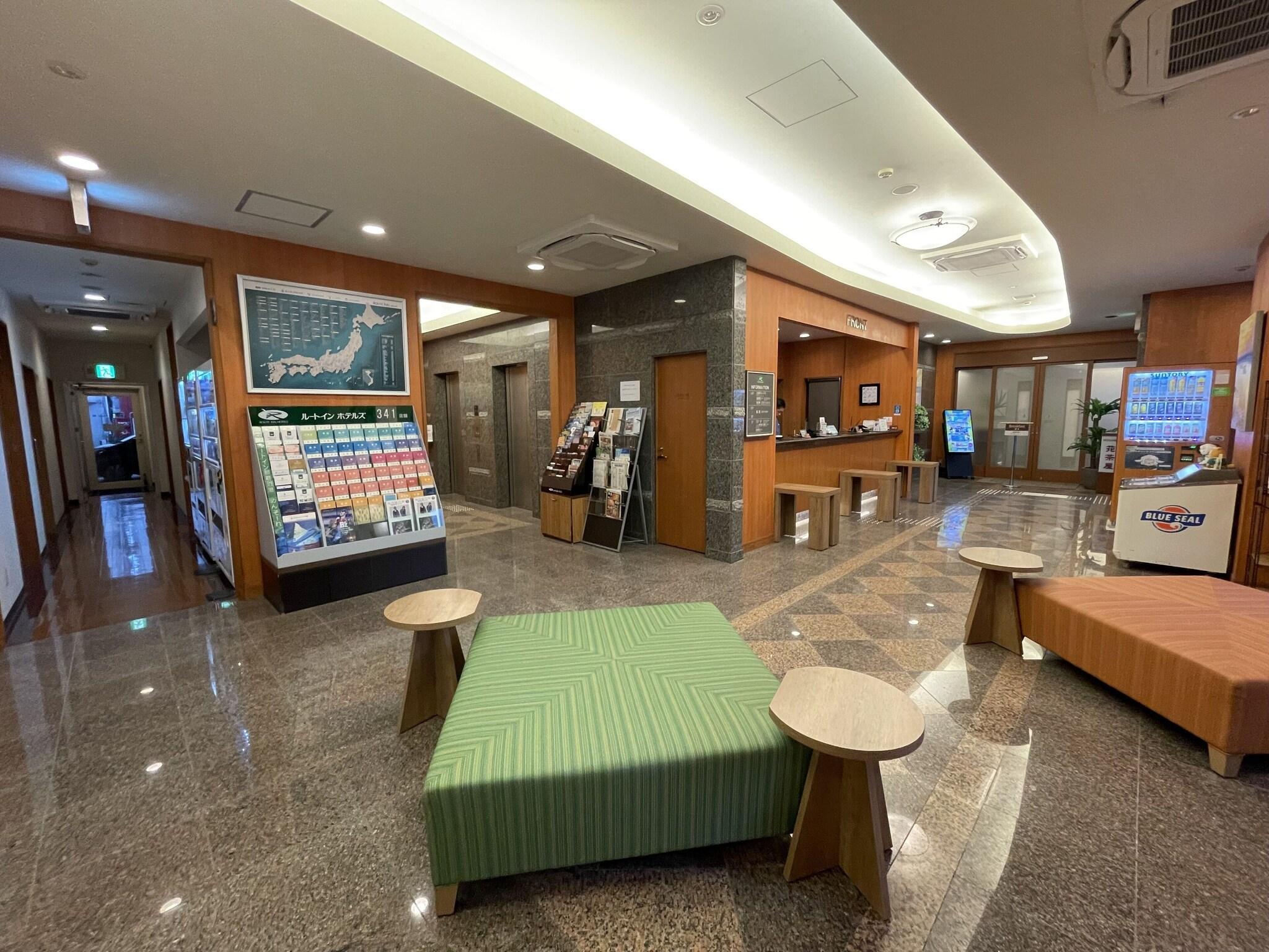 Vista Lobby Hotel Route Inn Naha Tomariko