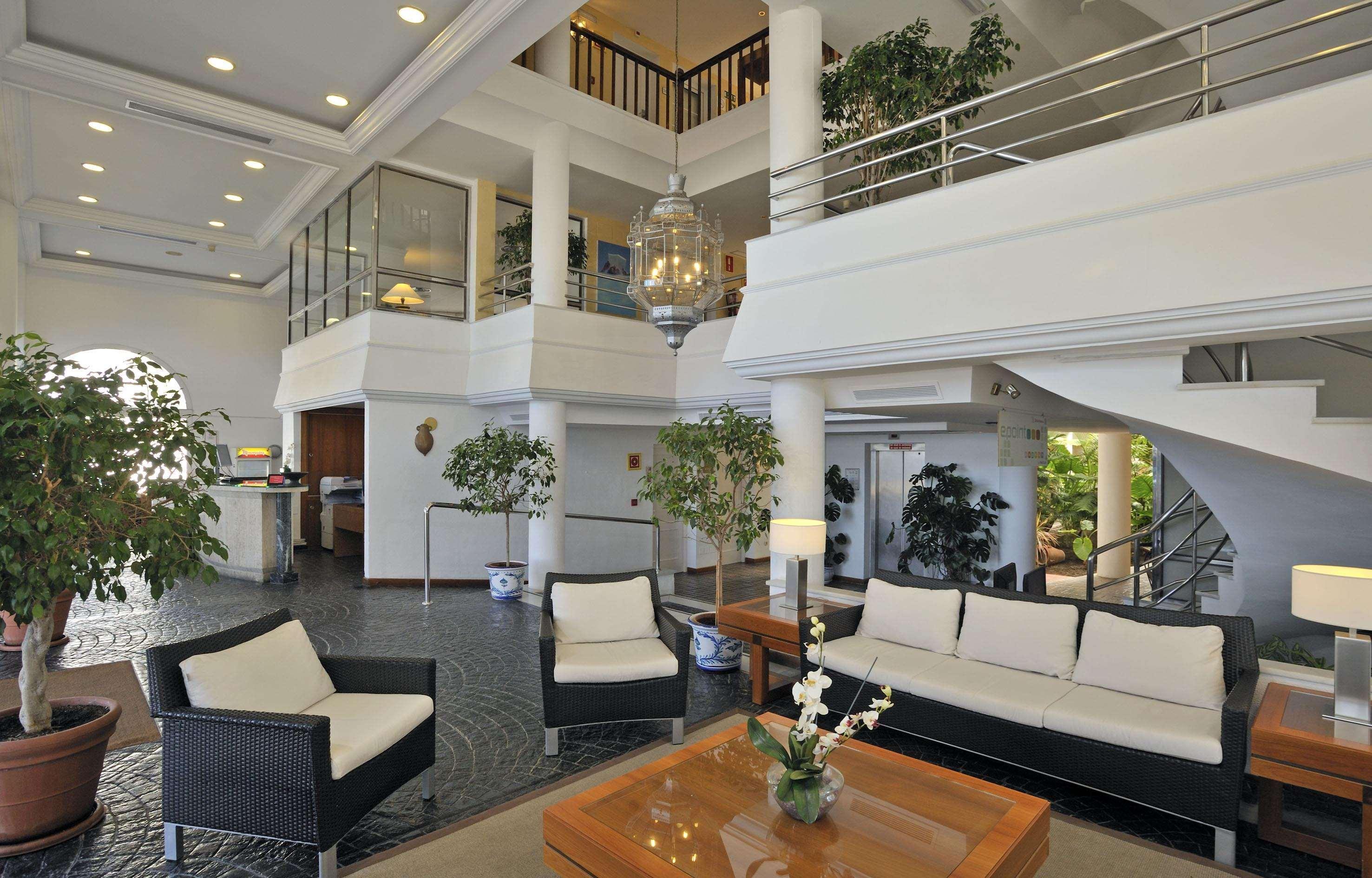 Vista Lobby Sol Los Fenicios
