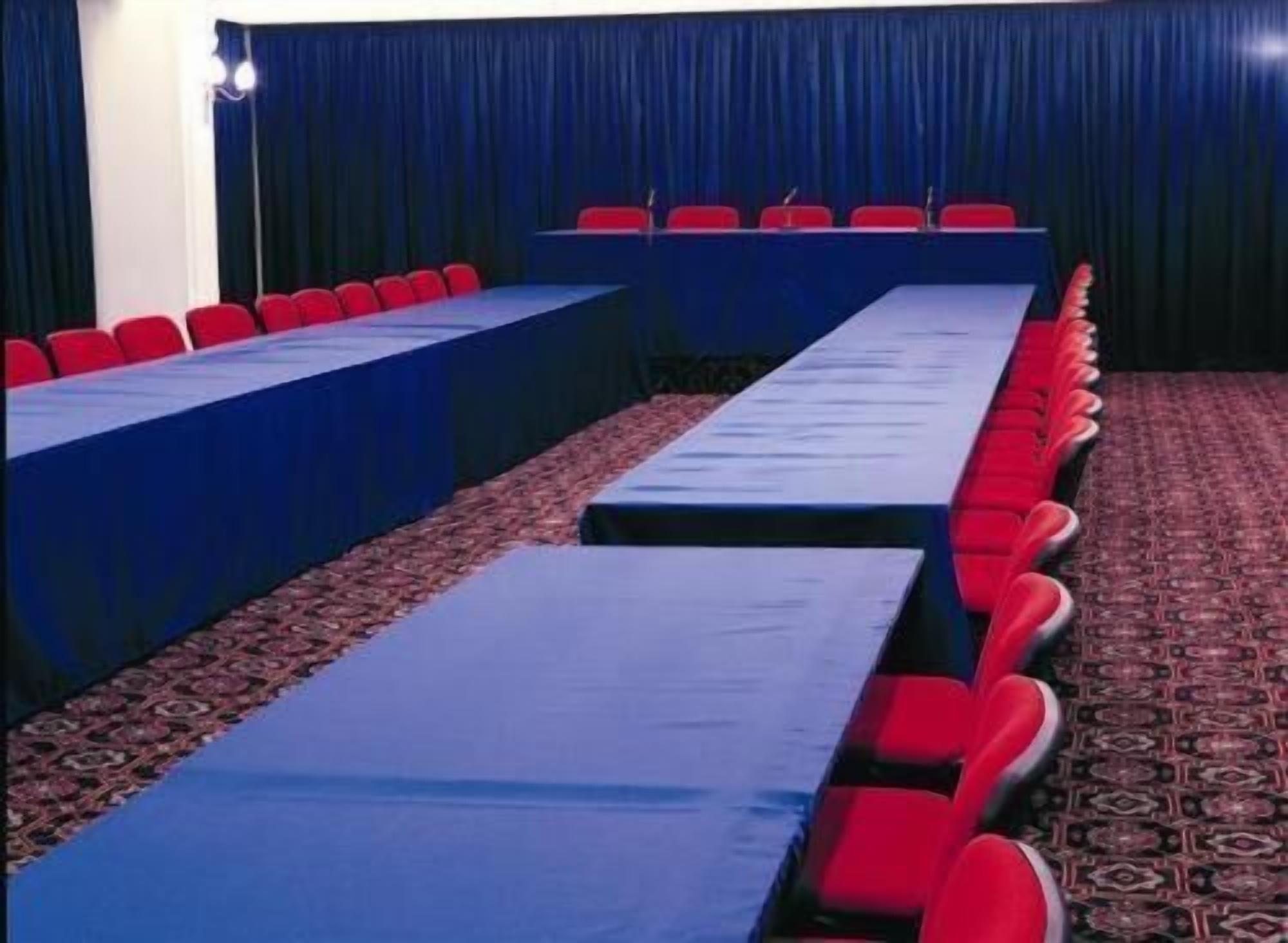 Sala de Reuniones Hotel Le Crillon