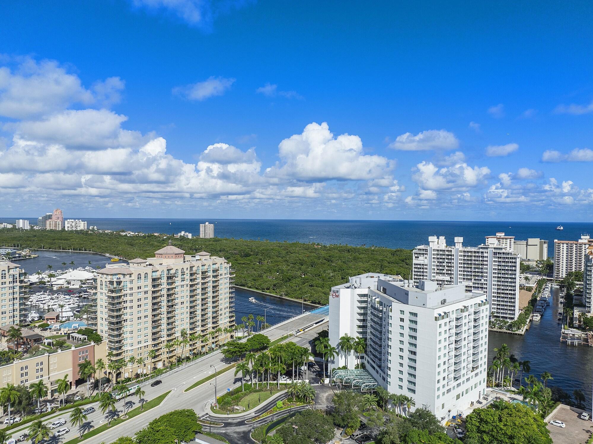 Vista Exterior Avi Lux Stay