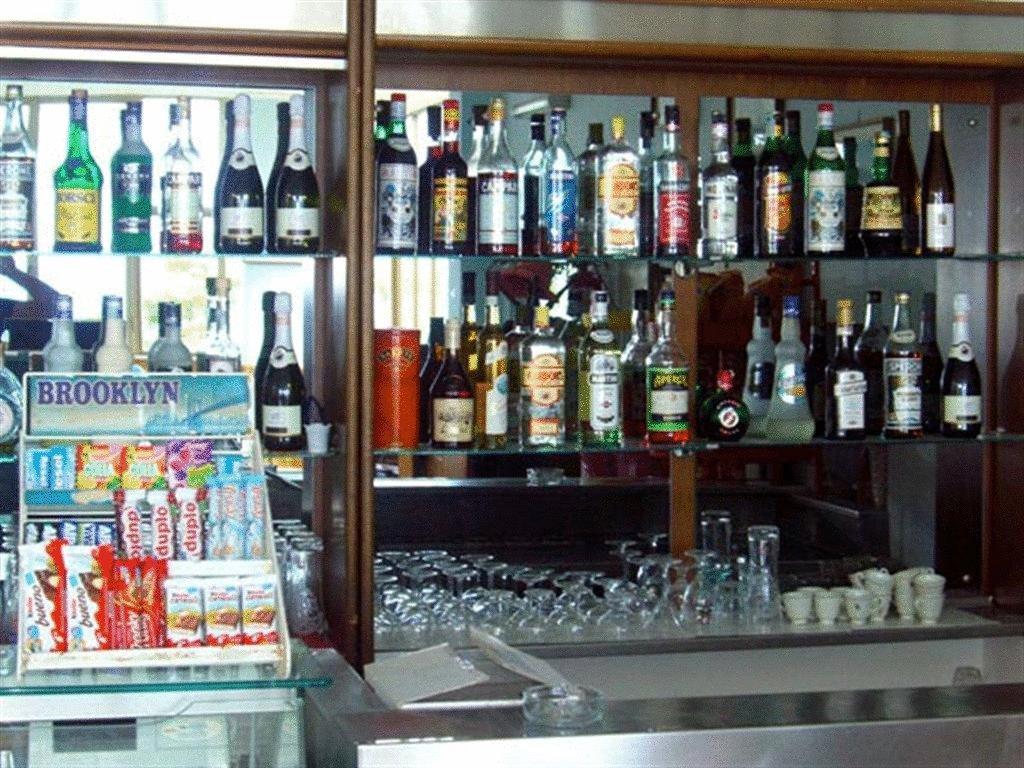 Bar/Salón Baia Serena