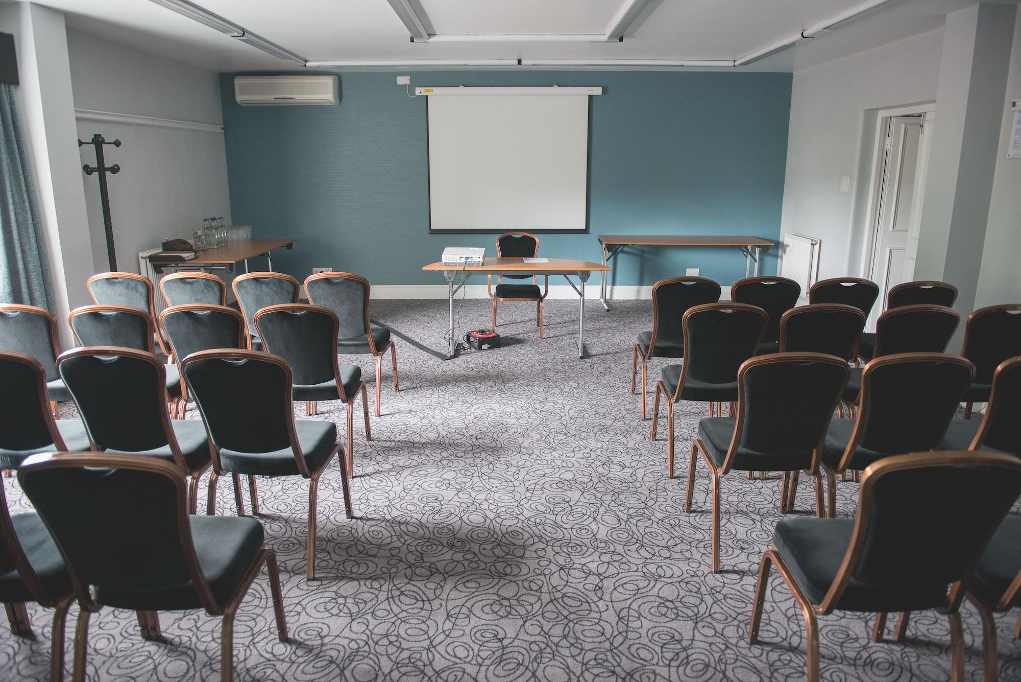 Sala de Reuniones Mere Court Hotel