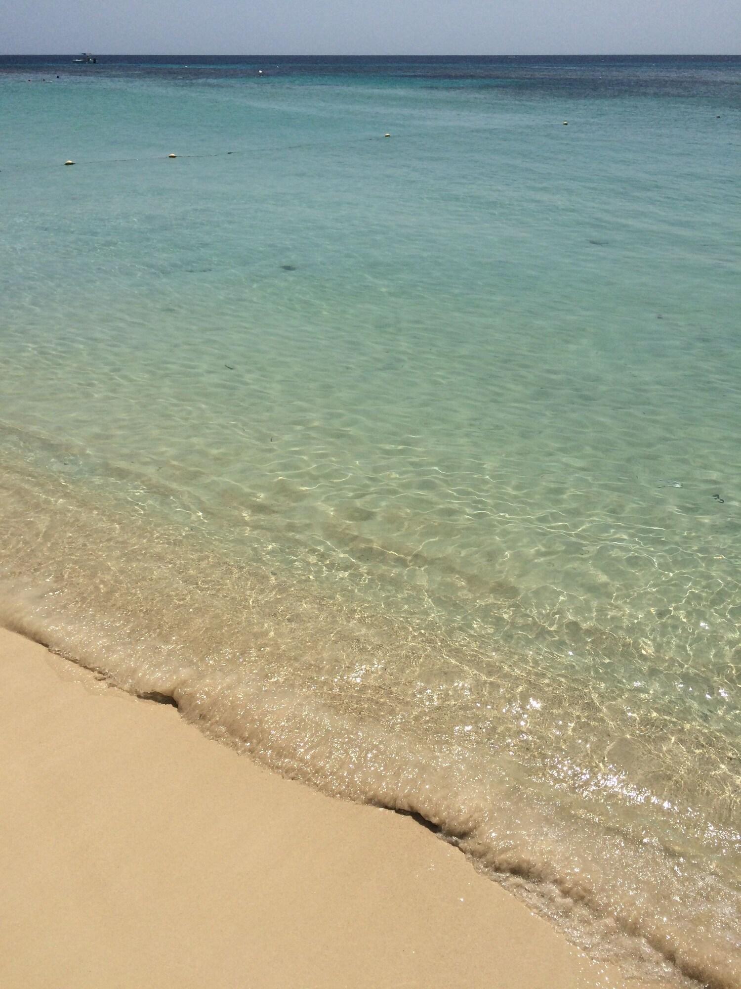 Playa Infinity Bay Spa & Beach Resort