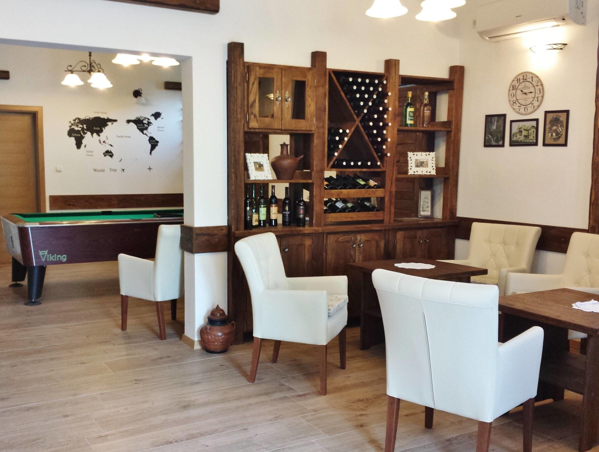 Bar/Salón Etno Garden Exclusive