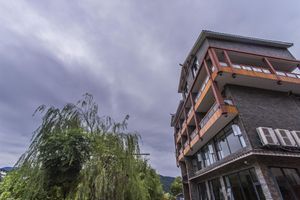 Alojamiento - Leading Men Hotel