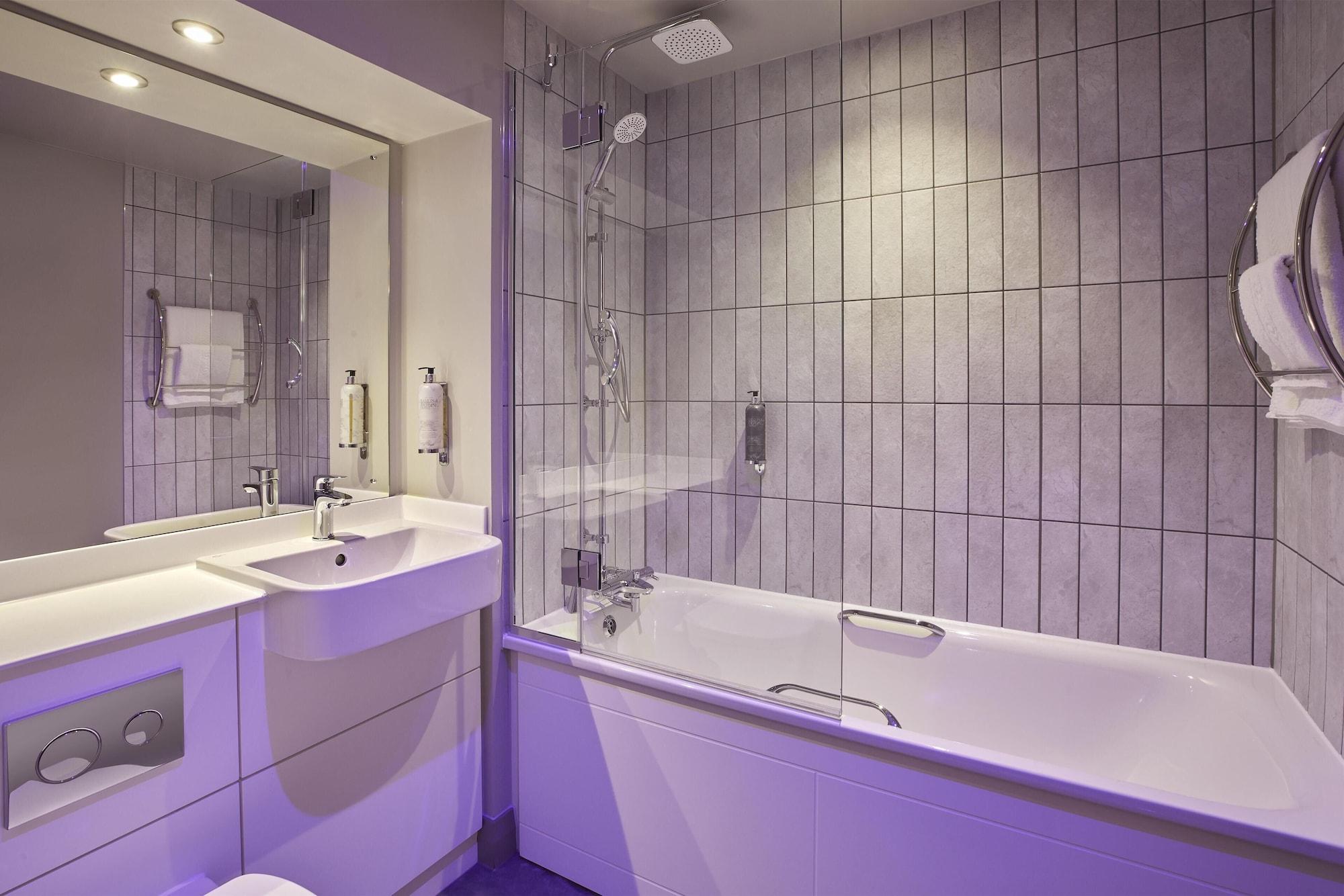 Equipamiento de Habitación Premier Inn Gatwick Crawley - Goff's Park