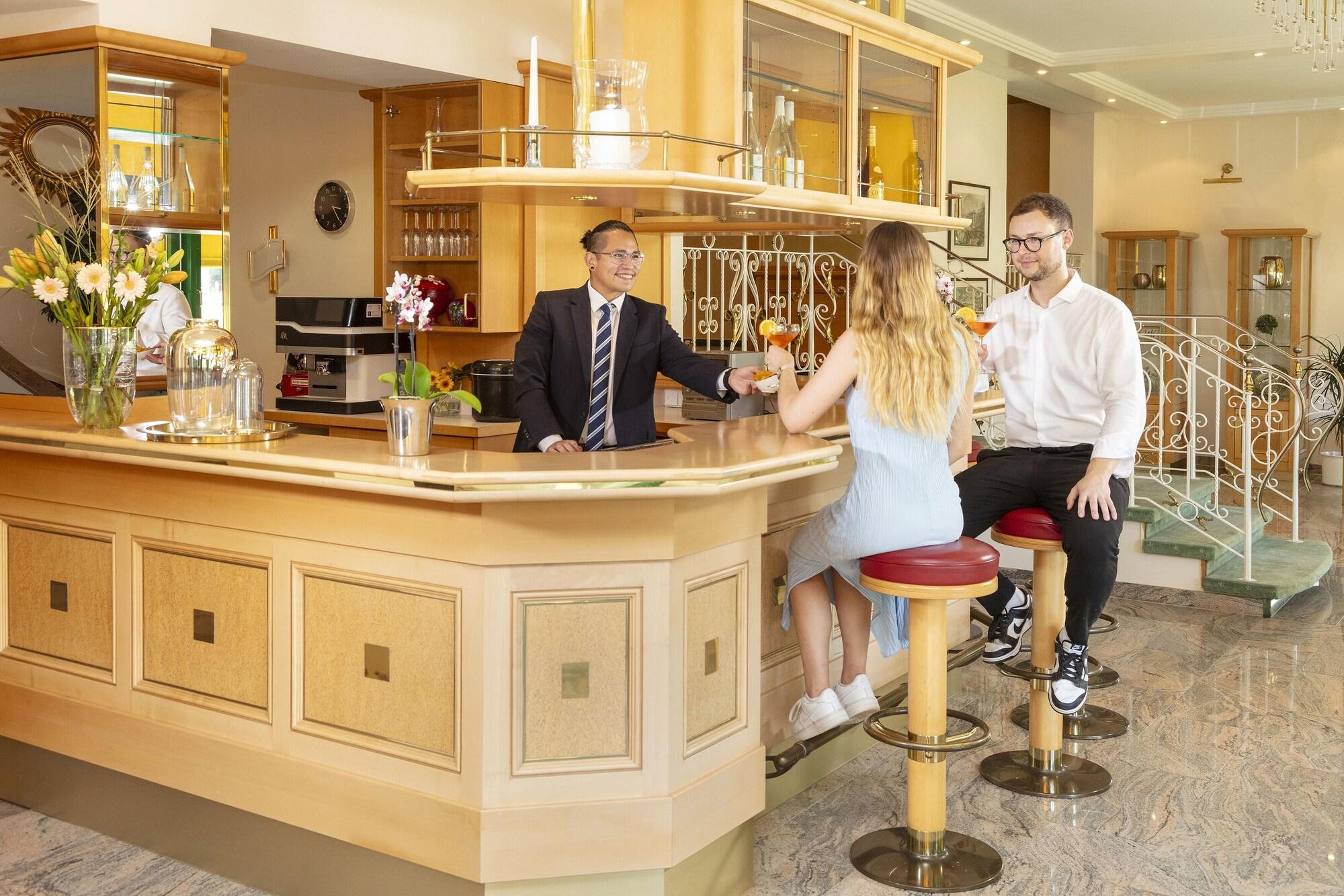 Bar/Salón Parkhotel an der Therme