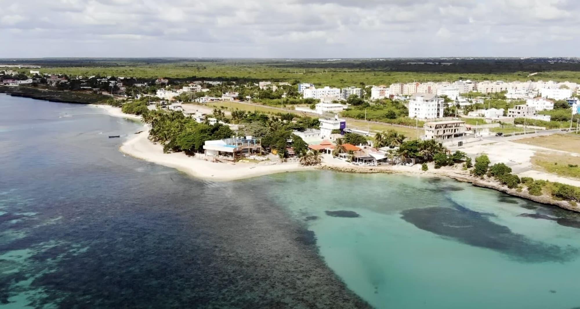 Playa Palmares Suites