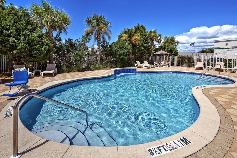 Vista da piscina Hampton Inn & Suites Destin-Sandestin Area
