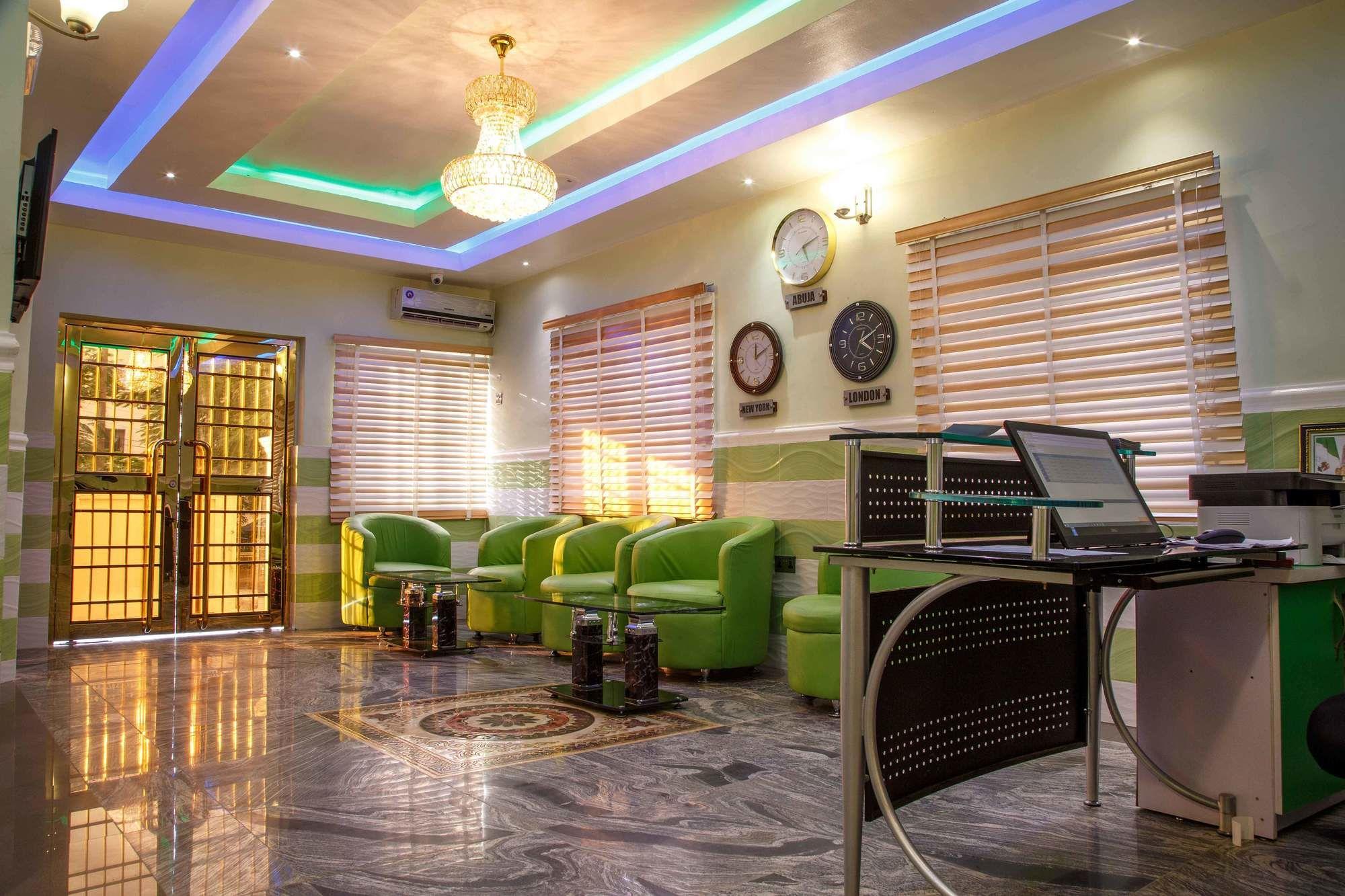 Vista Lobby Berbera Palace Royale