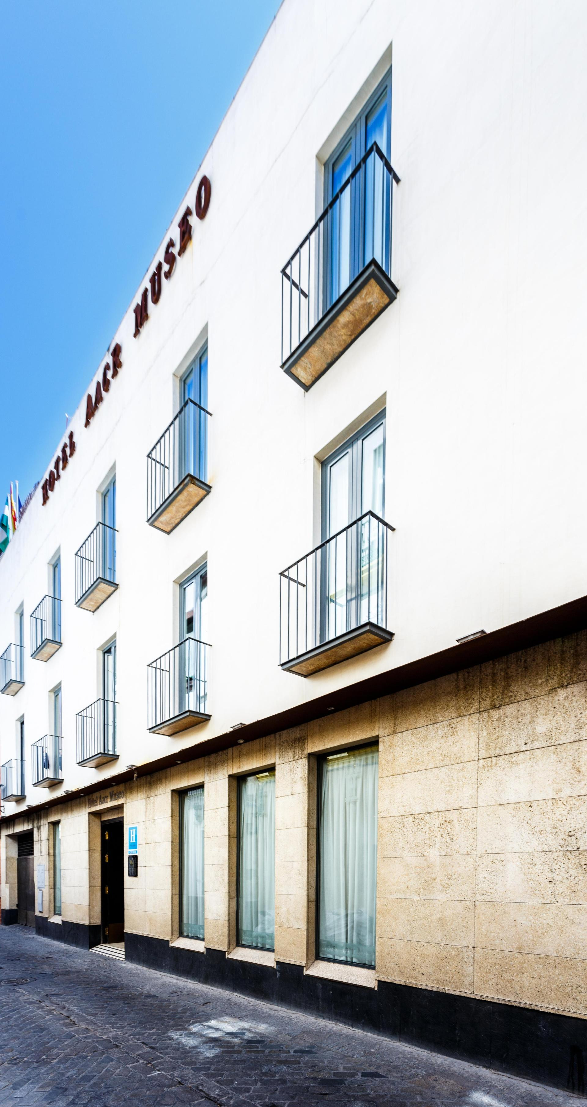 Vista Exterior Hotel AACR Museo