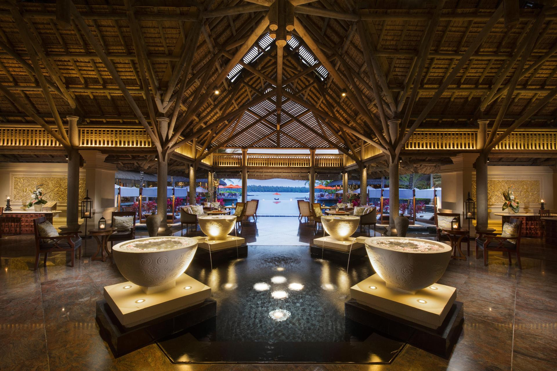 Vista Lobby Constance Prince Maurice