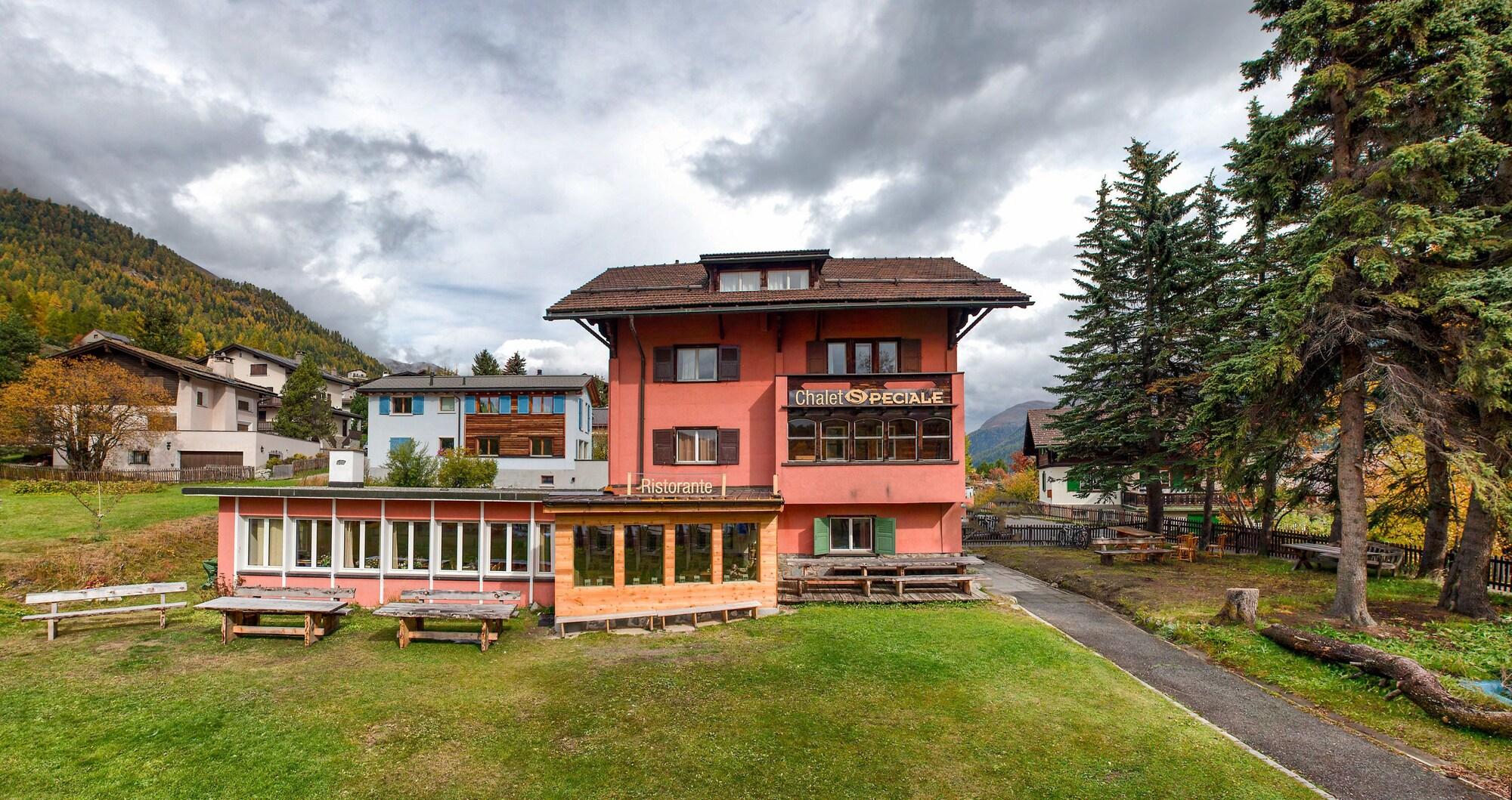 Vista Exterior Chalet Speciale - Hostel