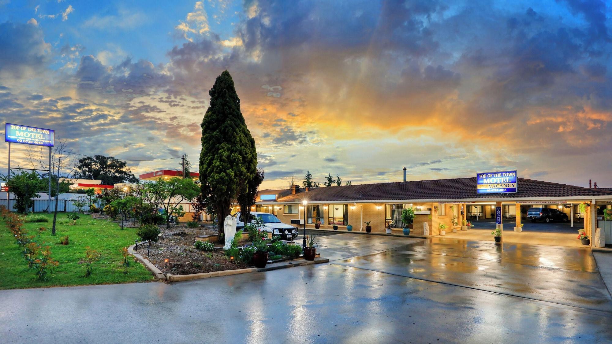 Vista Exterior Top Of The Town Motel