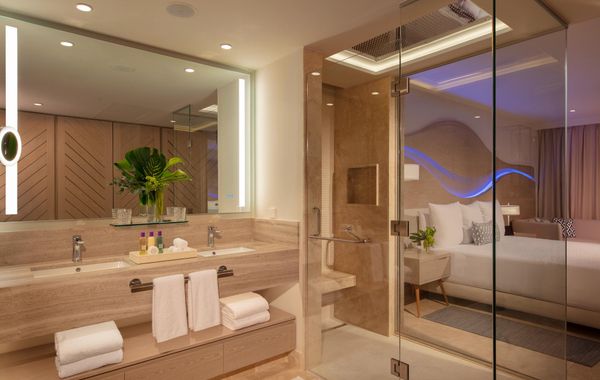Cancún Premium