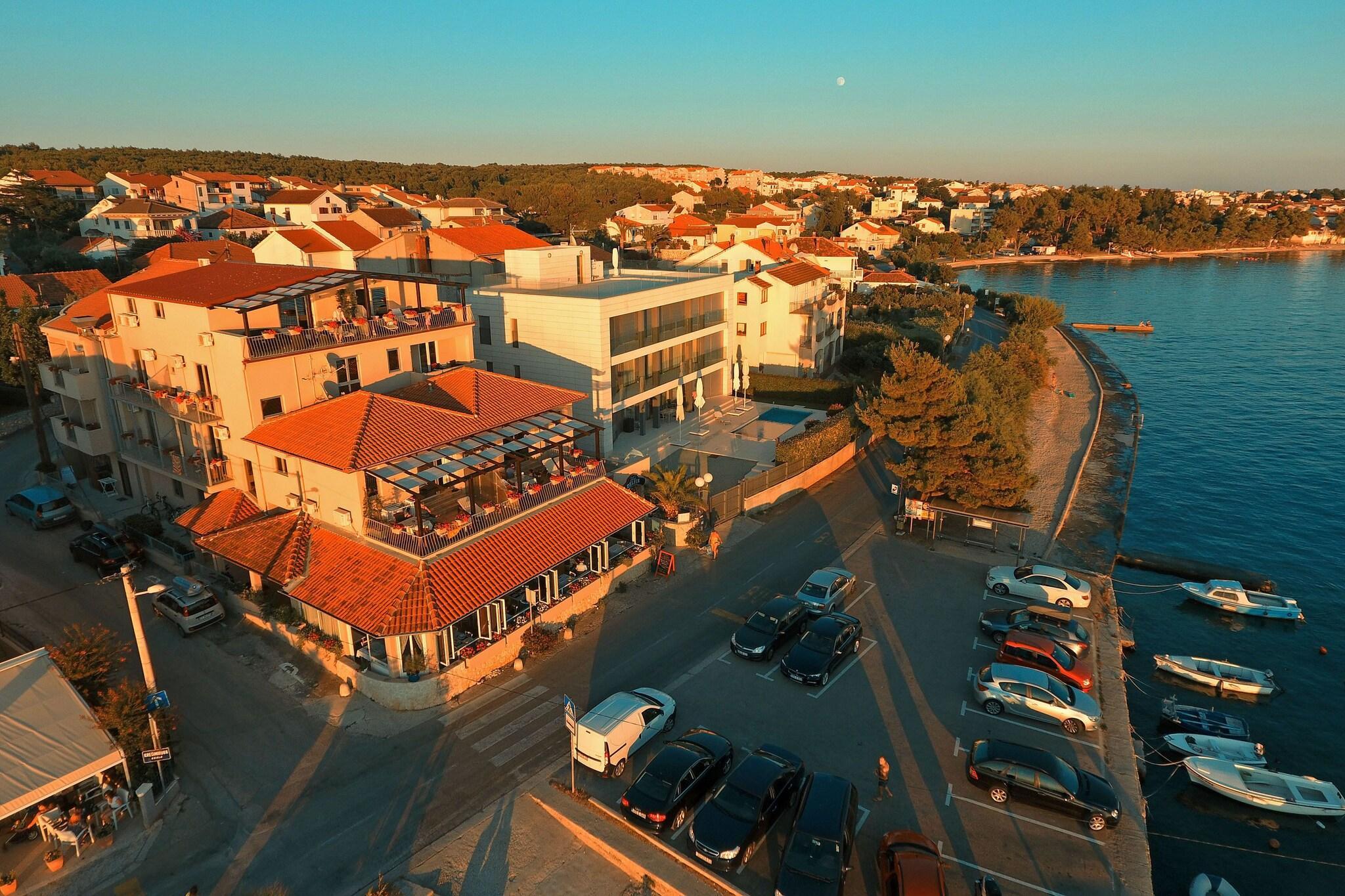 Vista Exterior Hotel Delfin