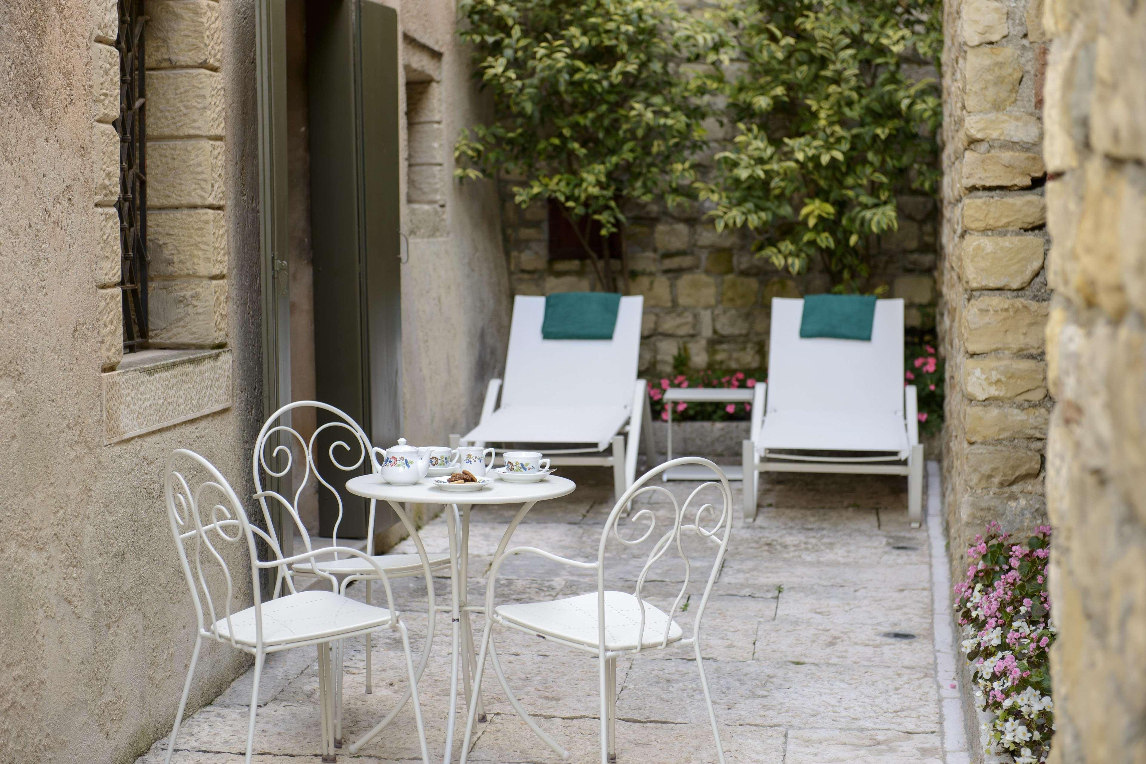 Vista Lobby Hotel Villa Cipriani