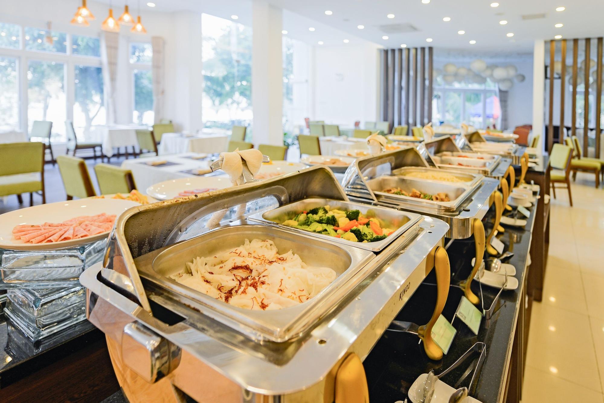 Restaurant Ben Tre Riverside Resort