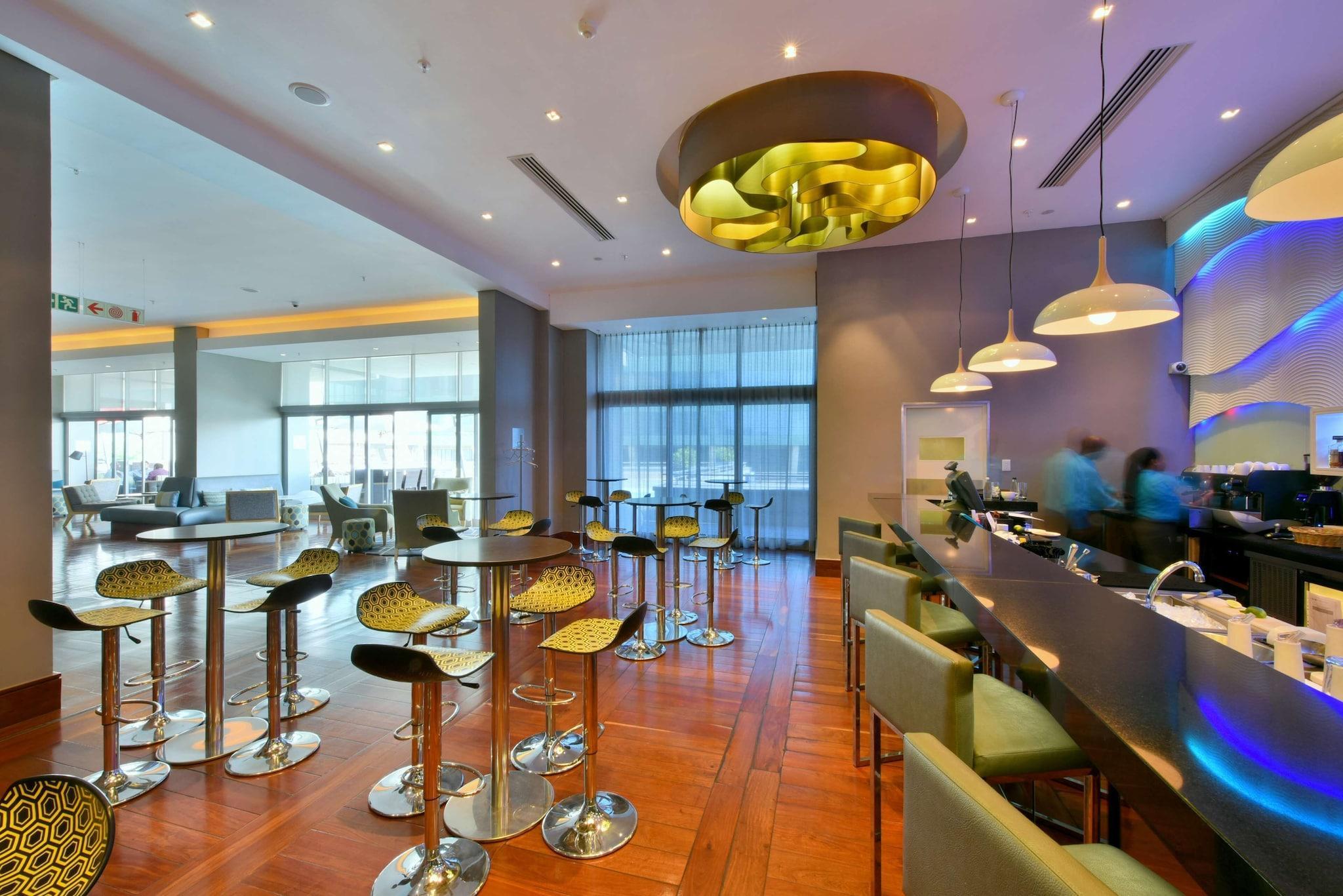 Bar/Salón Radisson Blu Gautrain Hotel
