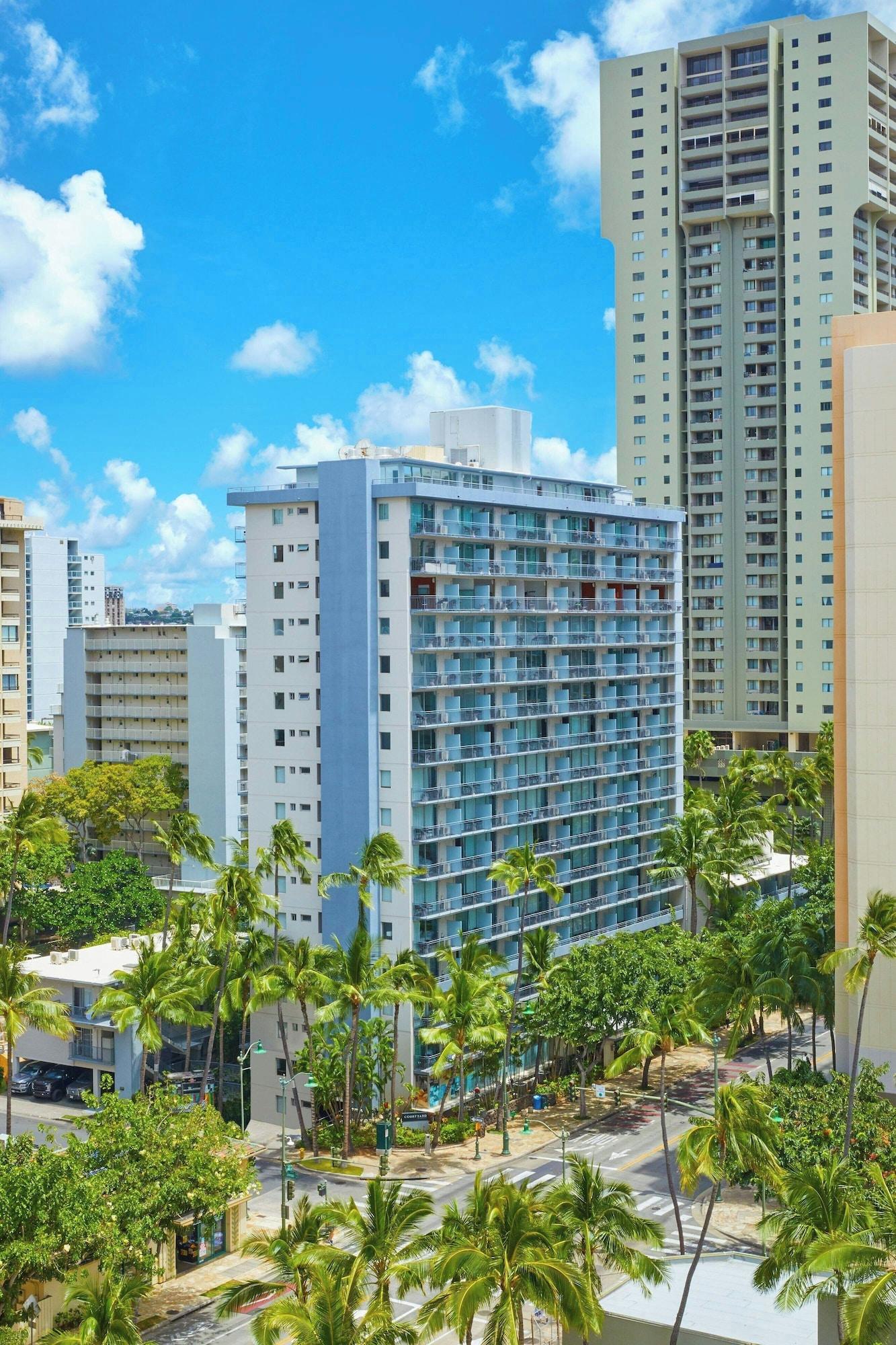 Vista Exterior Courtyard by Marriott Waikiki Beach