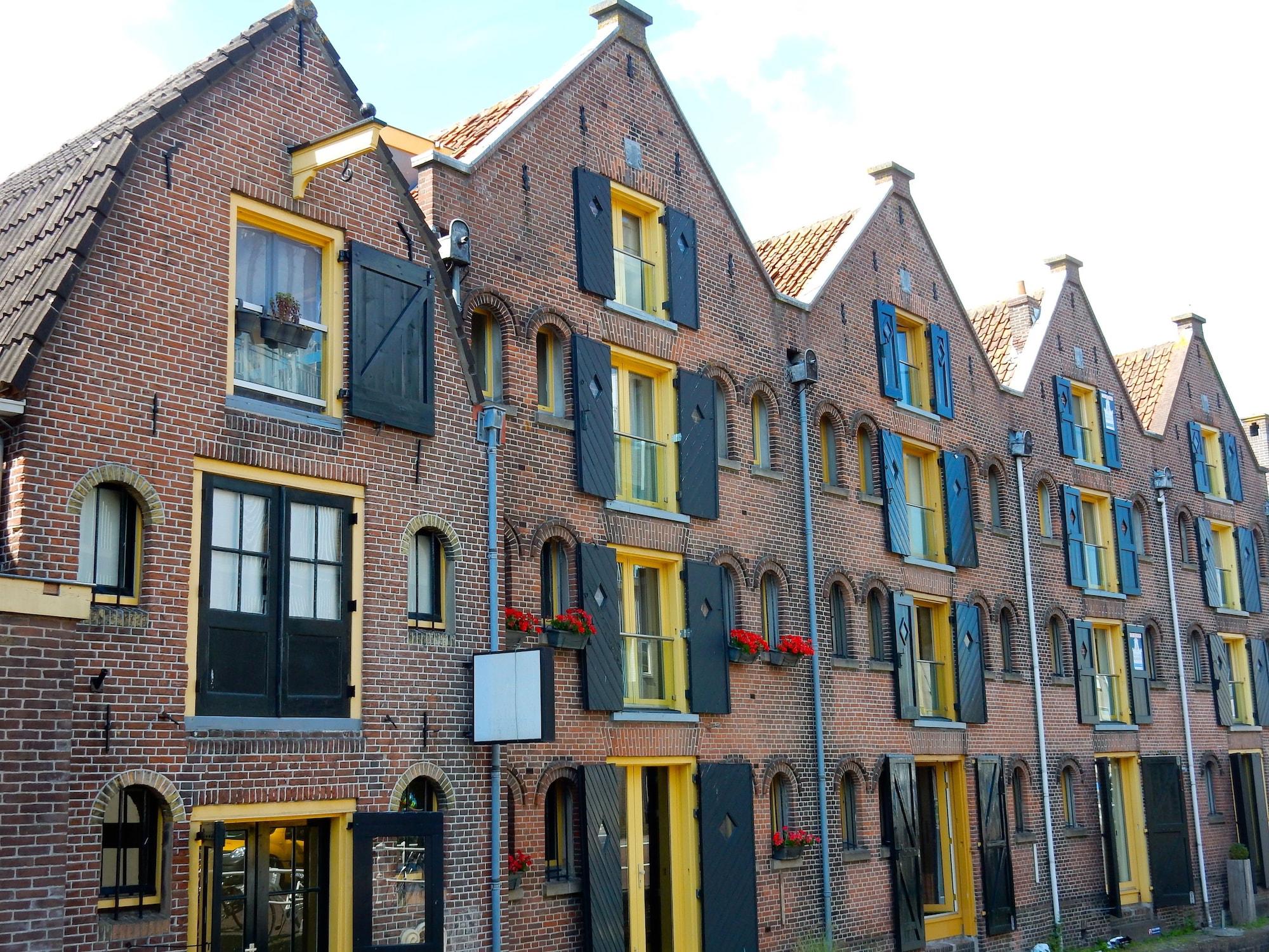Vista Exterior King's Inn City Hostel - Hotel Alkmaar - Hostel