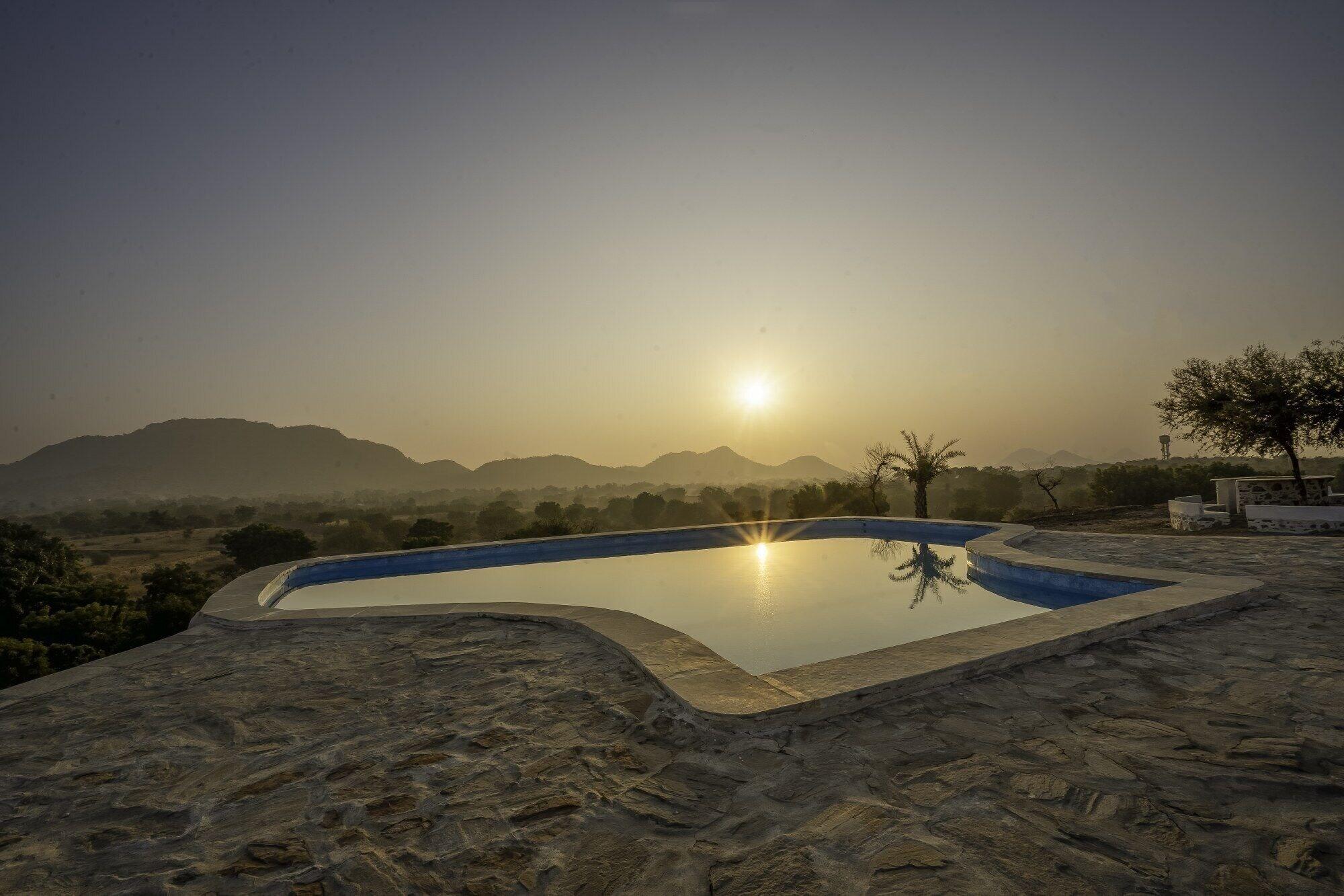 Vista Piscina Maya Luxury The Quila Udaipur