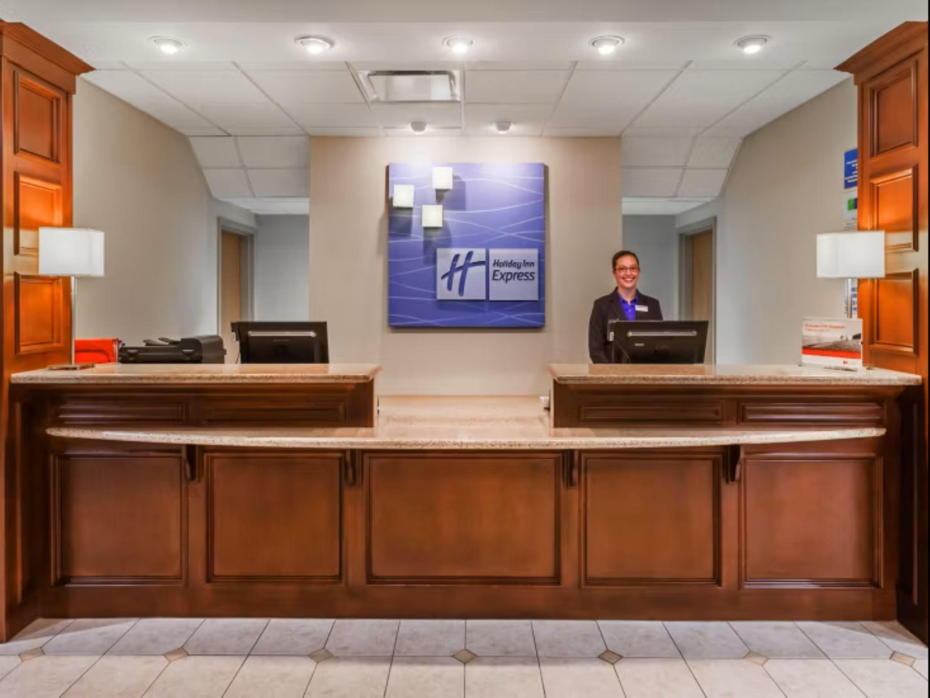 Vista Lobby Holiday Inn Express Hotel & Suites Pharr by IHG