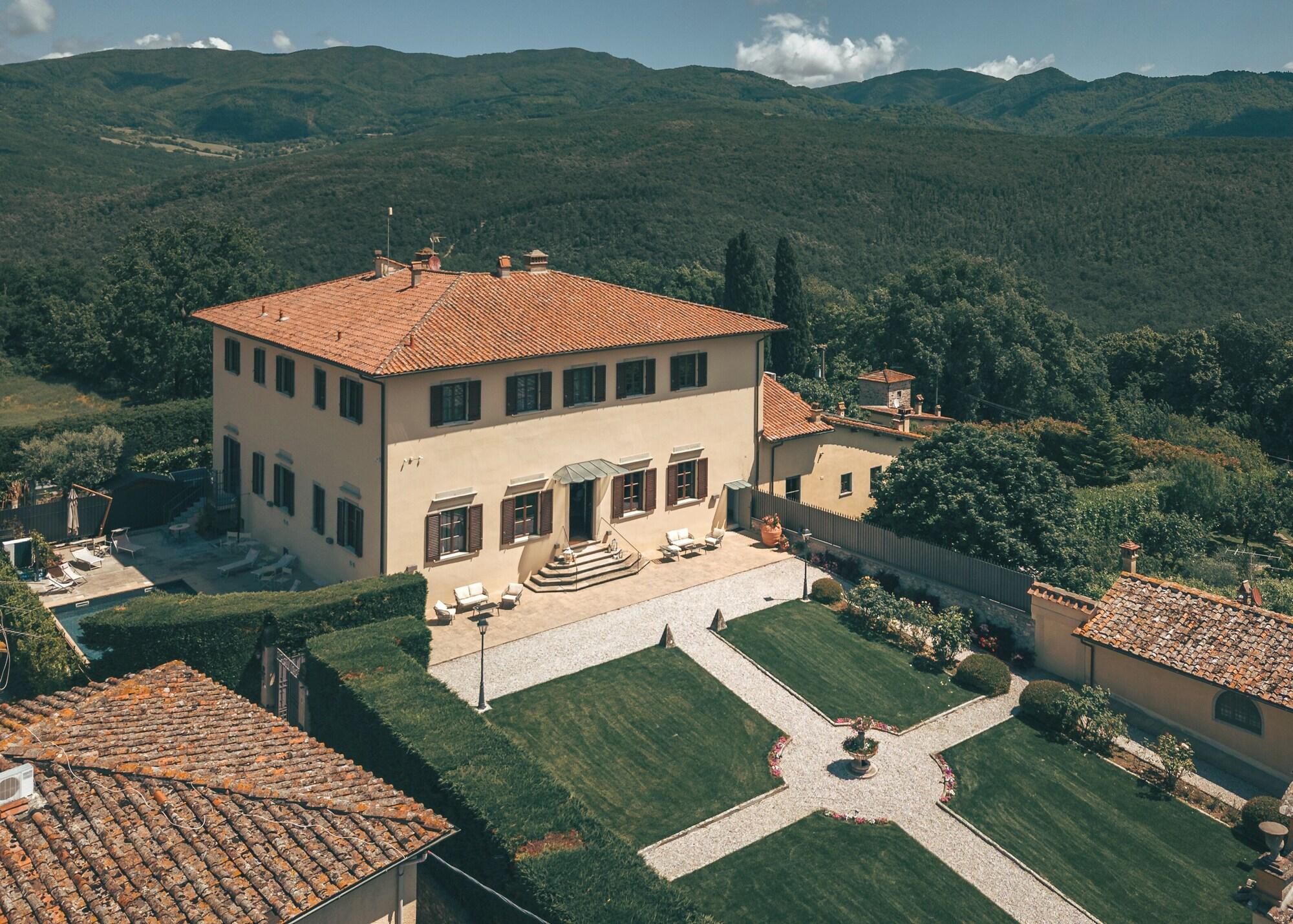 Varios Villa Erbaia Relais de Charme