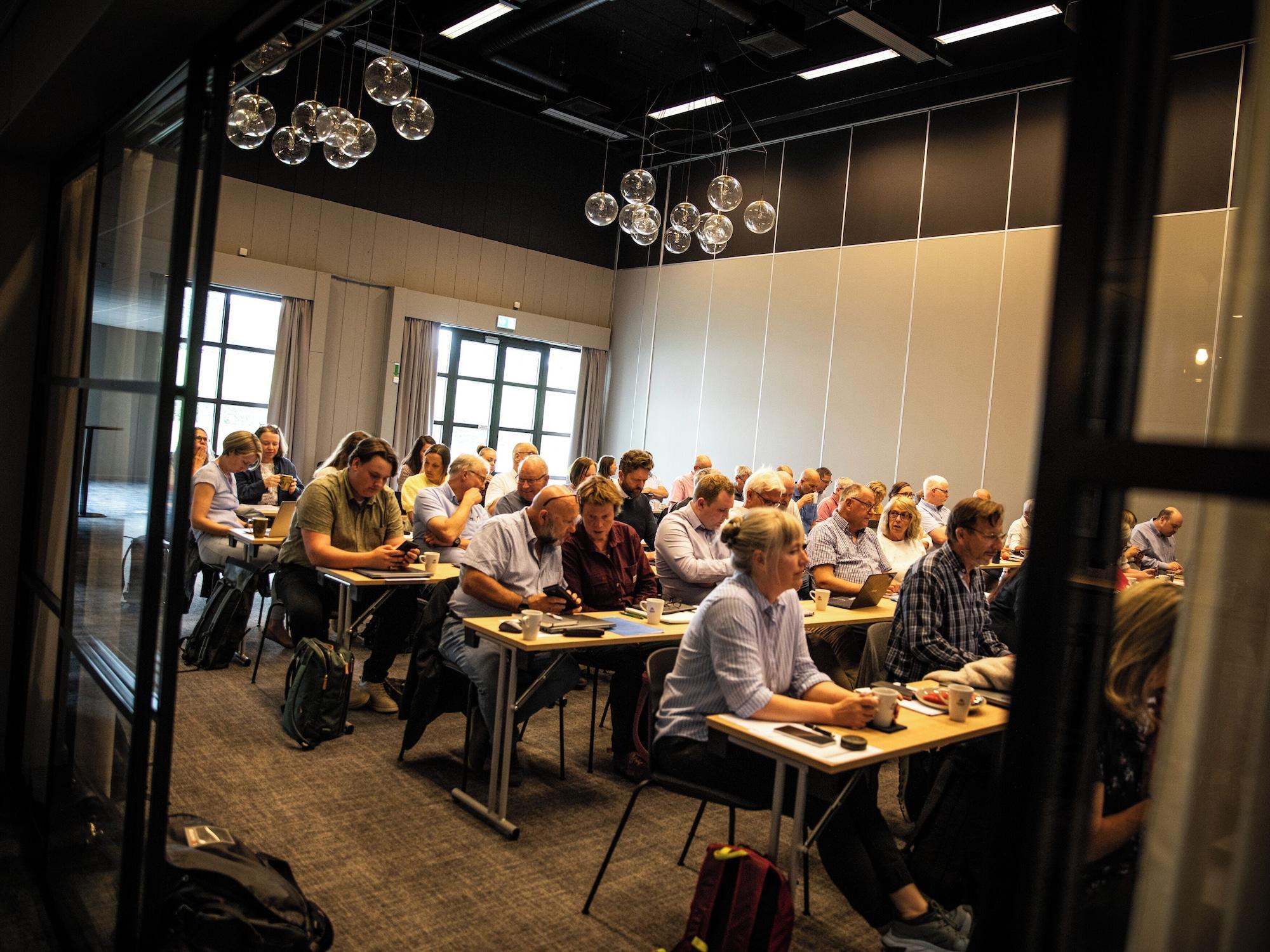 Centro de Negocios Frichâ´s Hotel Hamar