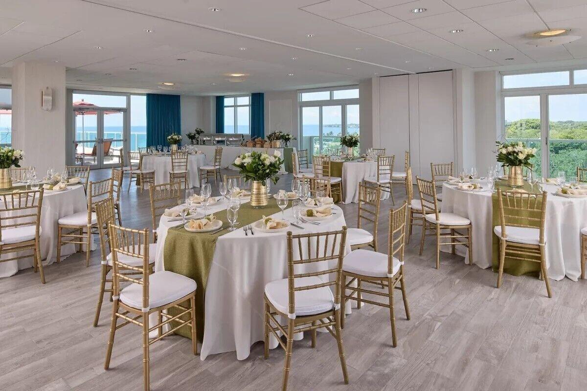 Restaurant Miami Vacation Rentals - Coconut Grove