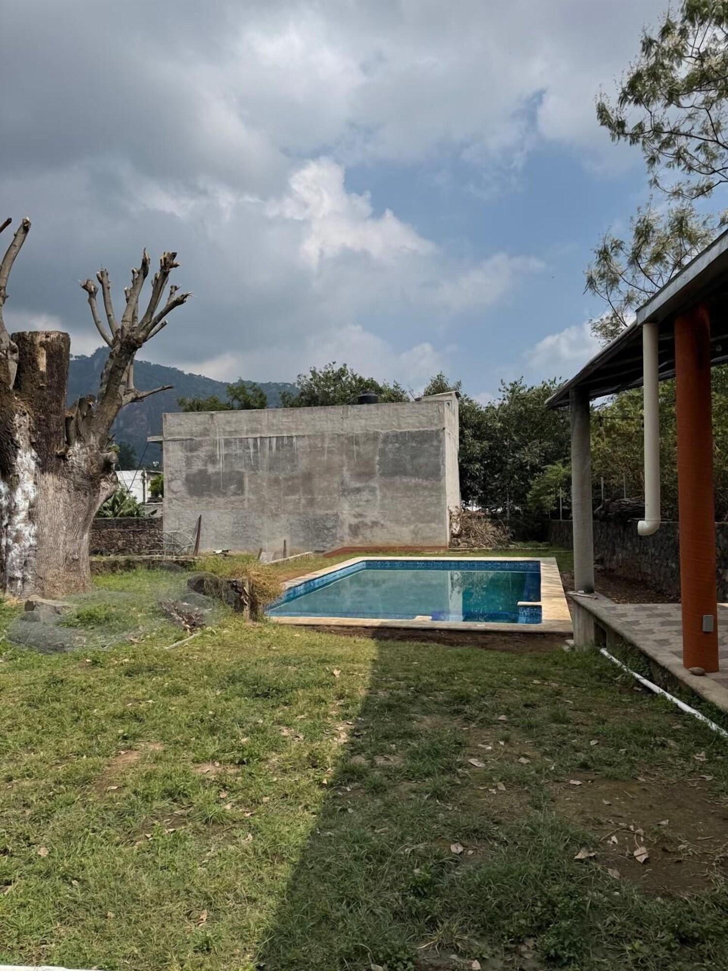 Vista Piscina HOSTAL 38