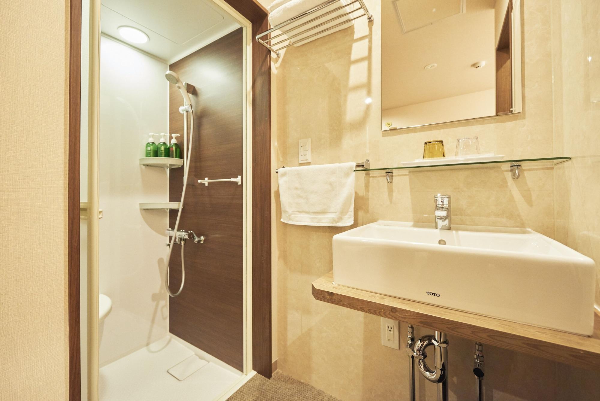 Set de Habitación Hotel KAN-RAKU Saitama Honjo-Waseda Hinoki No Yakata